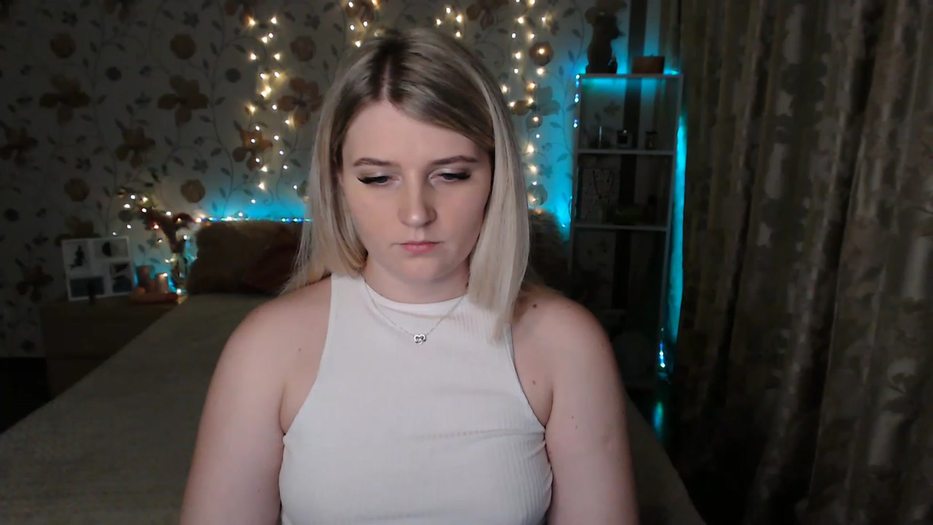 Gallery image thumbnail from Nice_Ass007's myfreecams stream on, 06/28/2023, 02:20 image 2 of 20
