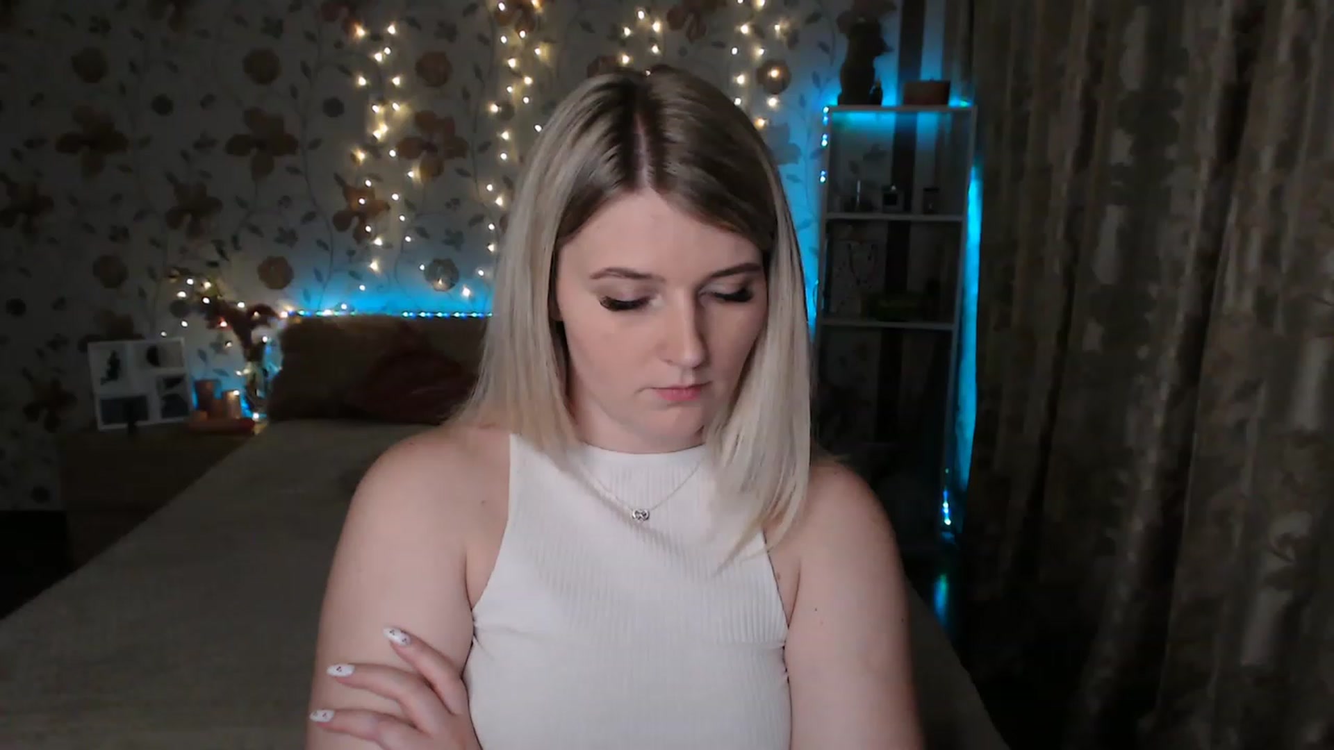 Gallery image thumbnail from Nice_Ass007's myfreecams stream on, 06/28/2023, 02:20 image 9 of 20