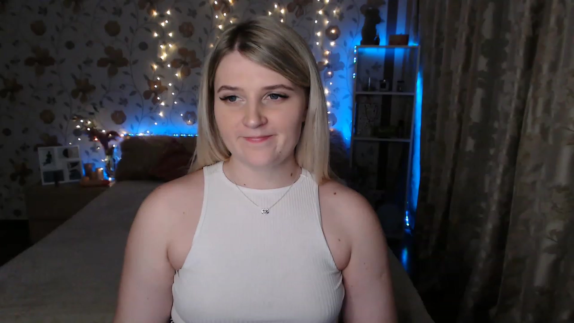Gallery image thumbnail from Nice_Ass007's myfreecams stream on, 06/28/2023, 02:20 image 18 of 20