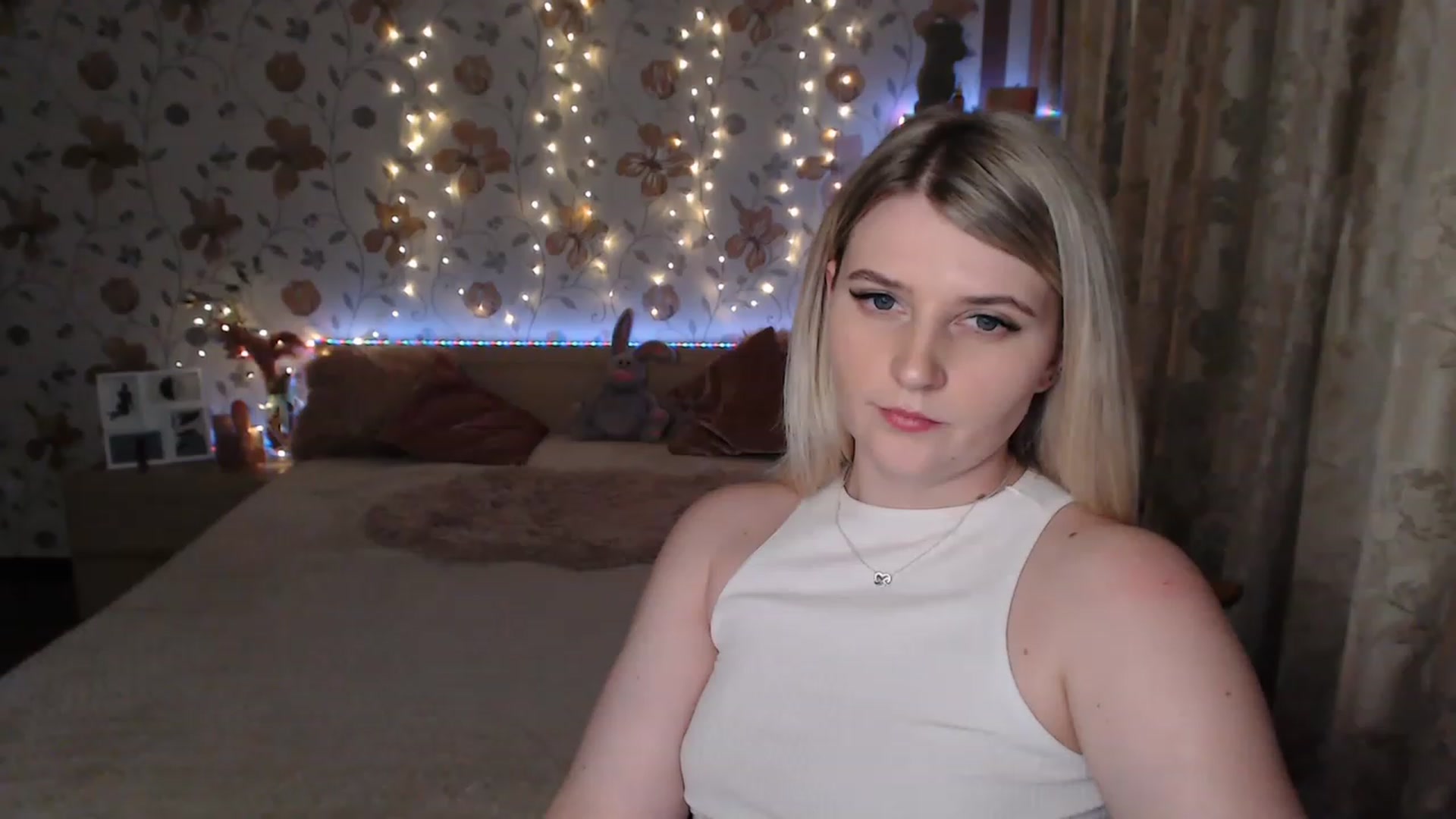 Gallery image thumbnail from Nice_Ass007's myfreecams stream on, 06/28/2023, 03:59 image 4 of 20