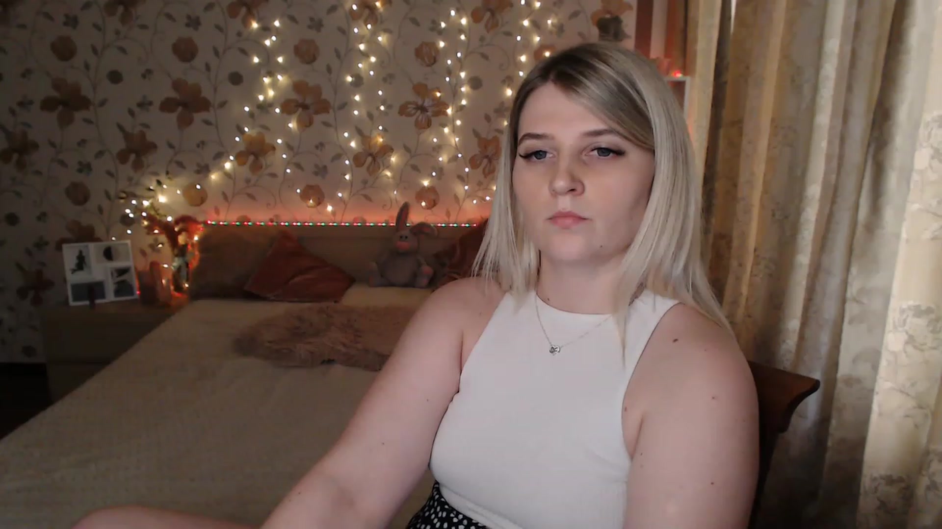 Gallery image thumbnail from Nice_Ass007's myfreecams stream on, 06/28/2023, 04:58 image 18 of 20