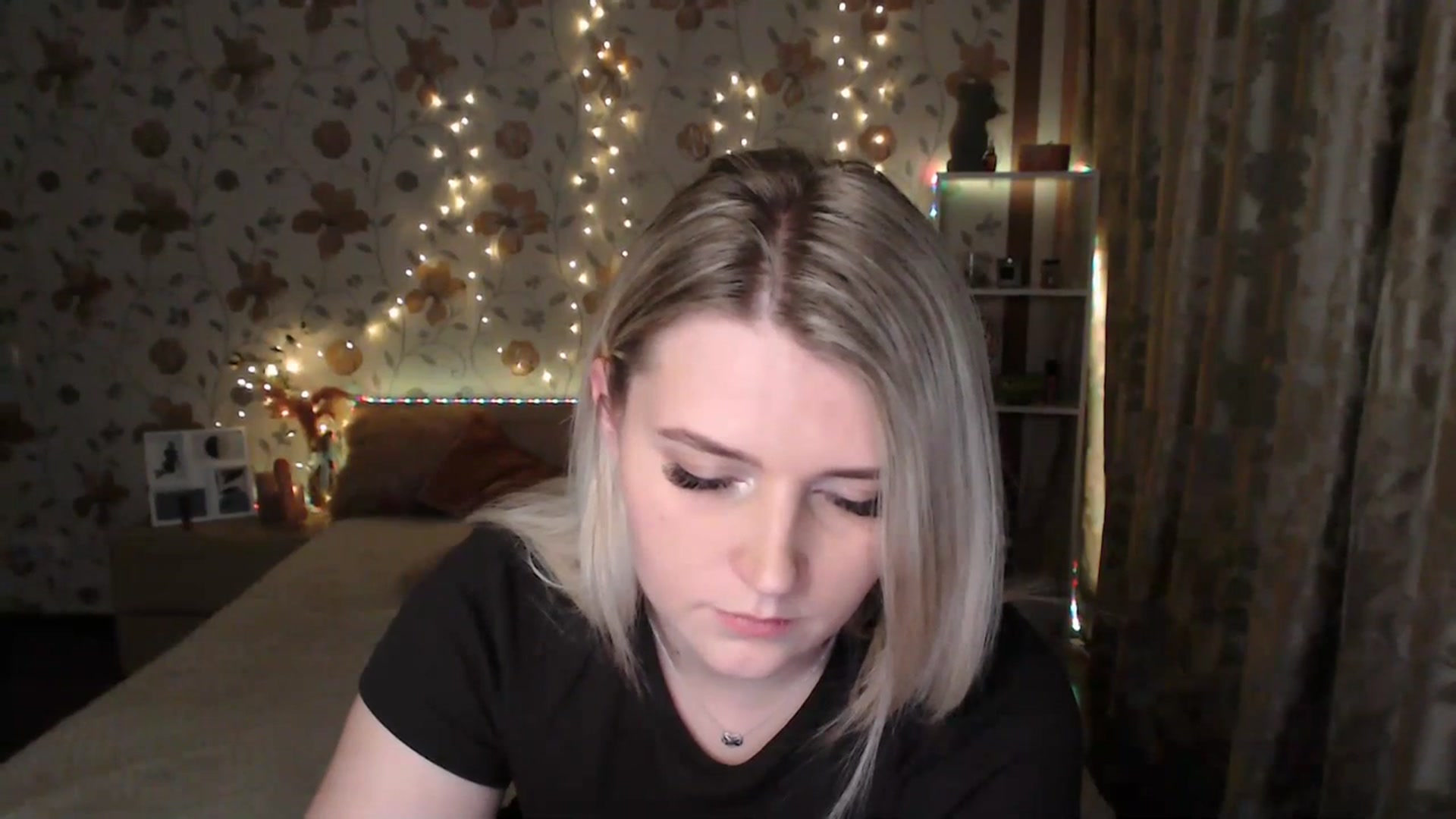 Gallery image thumbnail from Nice_Ass007's myfreecams stream on, 06/28/2023, 23:57 image 4 of 20