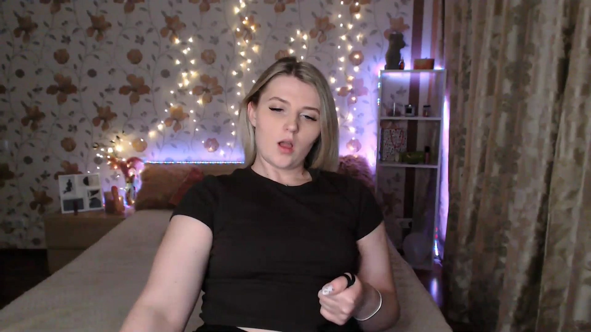 Gallery image thumbnail from Nice_Ass007's myfreecams stream on, 06/28/2023, 23:57 image 2 of 20