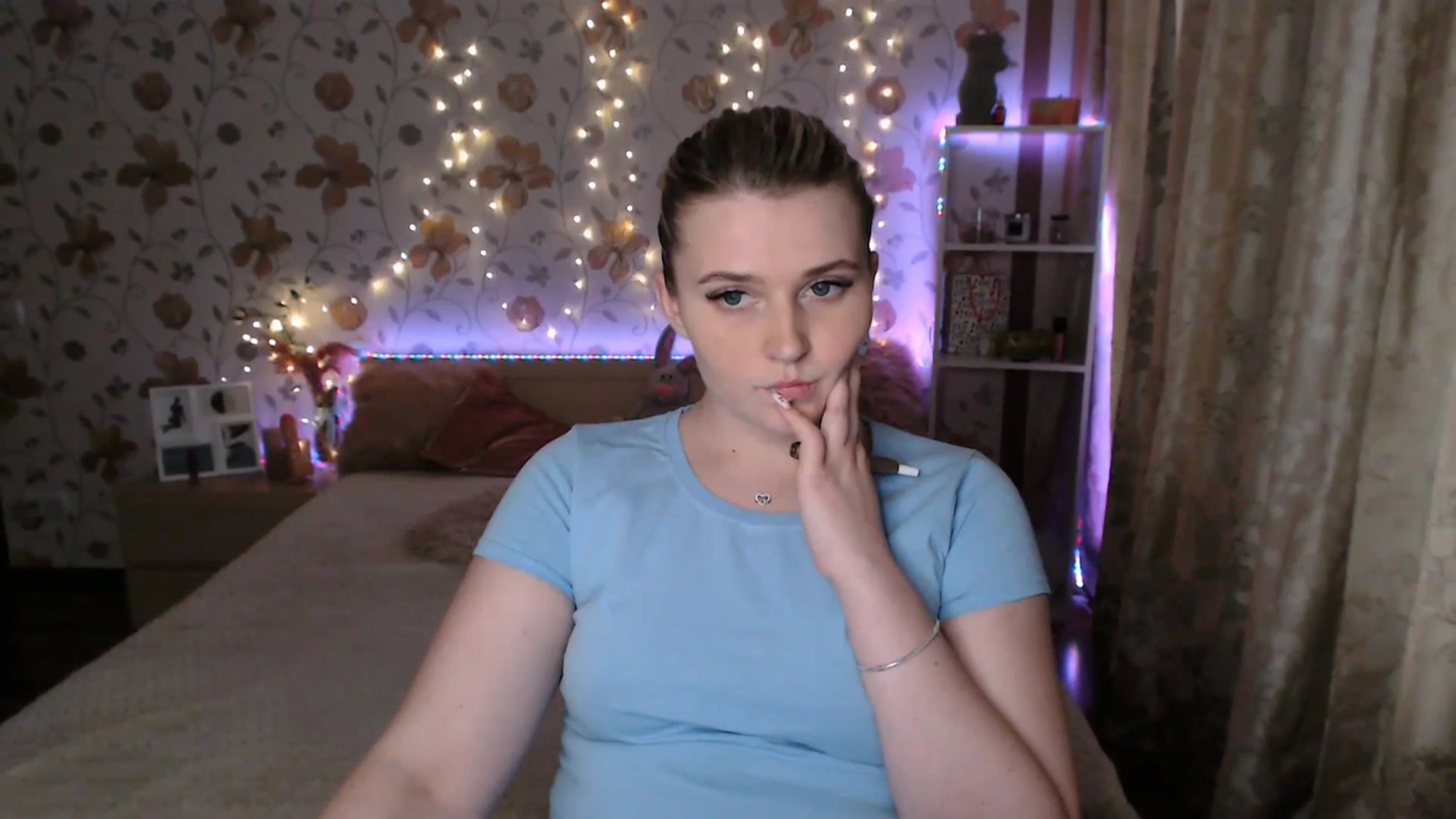 Gallery image thumbnail from Nice_Ass007's myfreecams stream on, 06/29/2023, 03:57 image 15 of 20