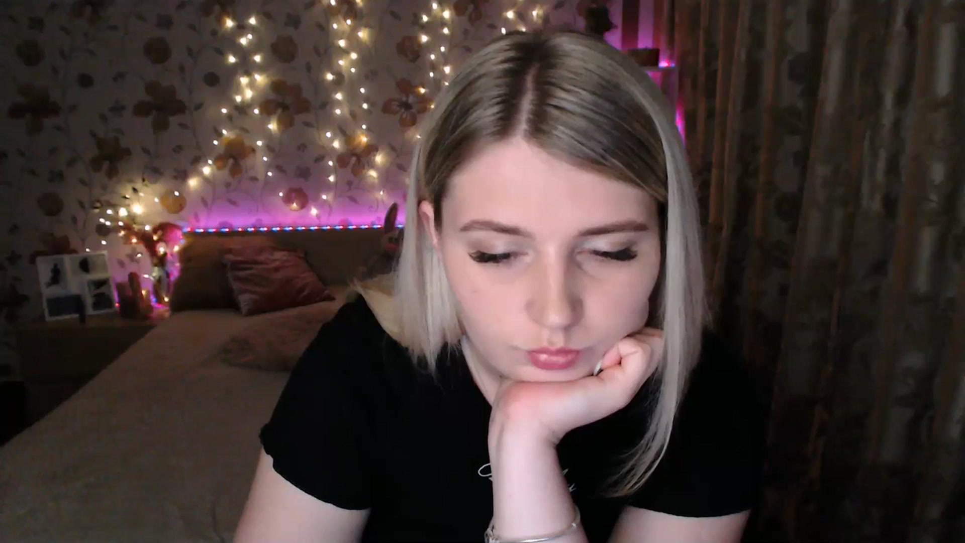 Gallery image thumbnail from Nice_Ass007's myfreecams stream on, 07/04/2023, 24:38 image 3 of 20