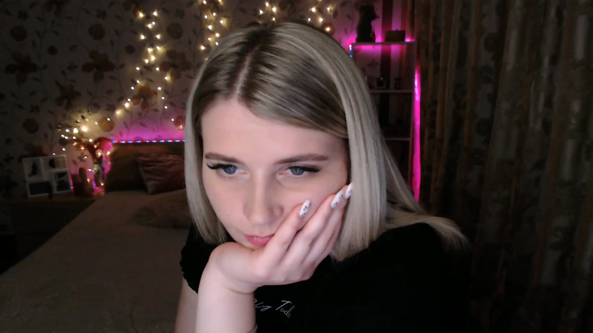 Gallery image thumbnail from Nice_Ass007's myfreecams stream on, 07/04/2023, 01:01 image 10 of 20