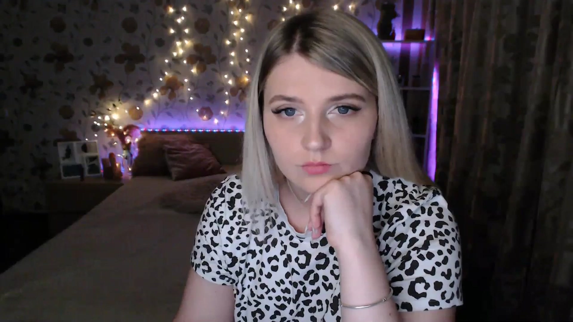 Gallery image thumbnail from Nice_Ass007's myfreecams stream on, 07/04/2023, 21:55 image 16 of 20