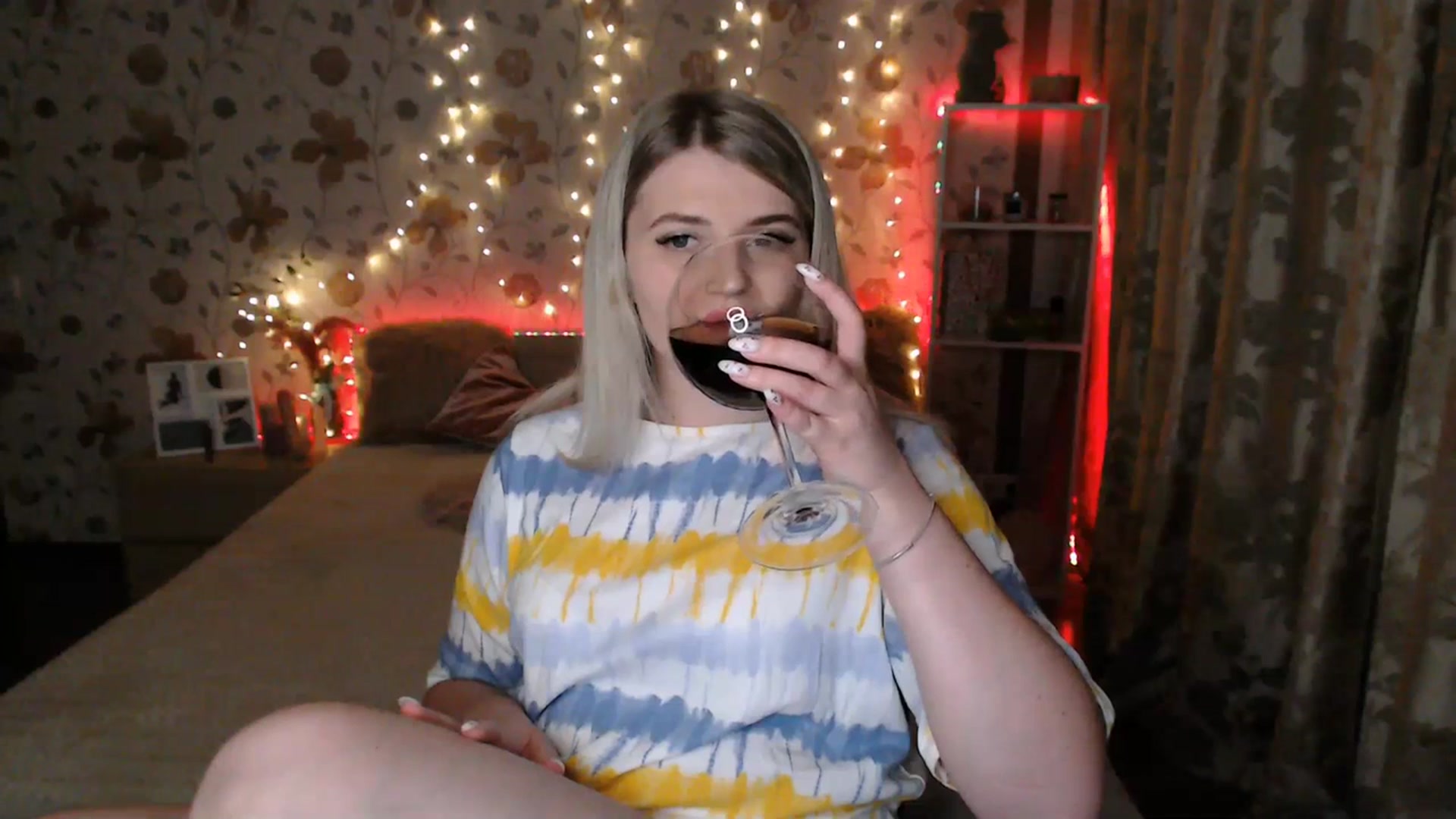 Gallery image thumbnail from Nice_Ass007's myfreecams stream on, 07/06/2023, 21:13 image 9 of 20