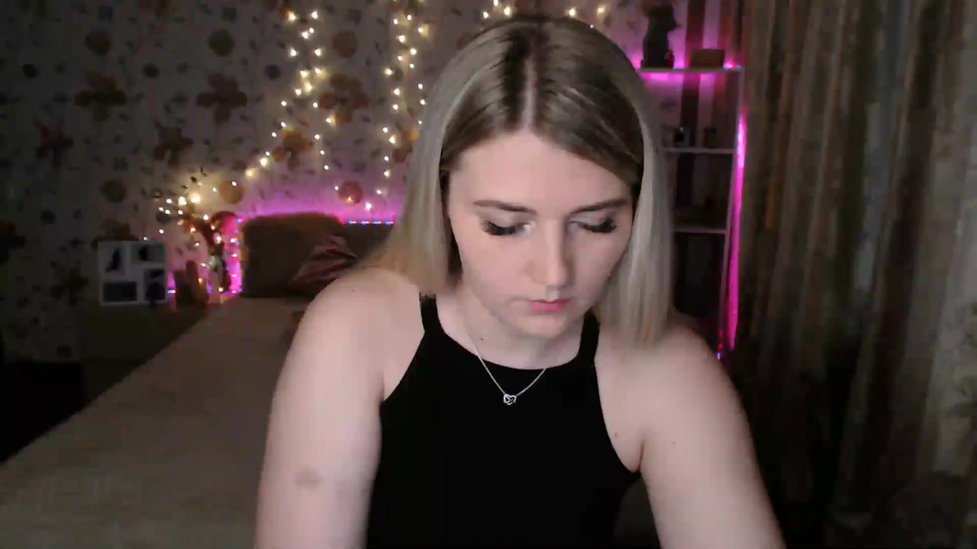 Gallery image thumbnail from Nice_Ass007's myfreecams stream on, 07/07/2023, 17:26 image 1 of 20