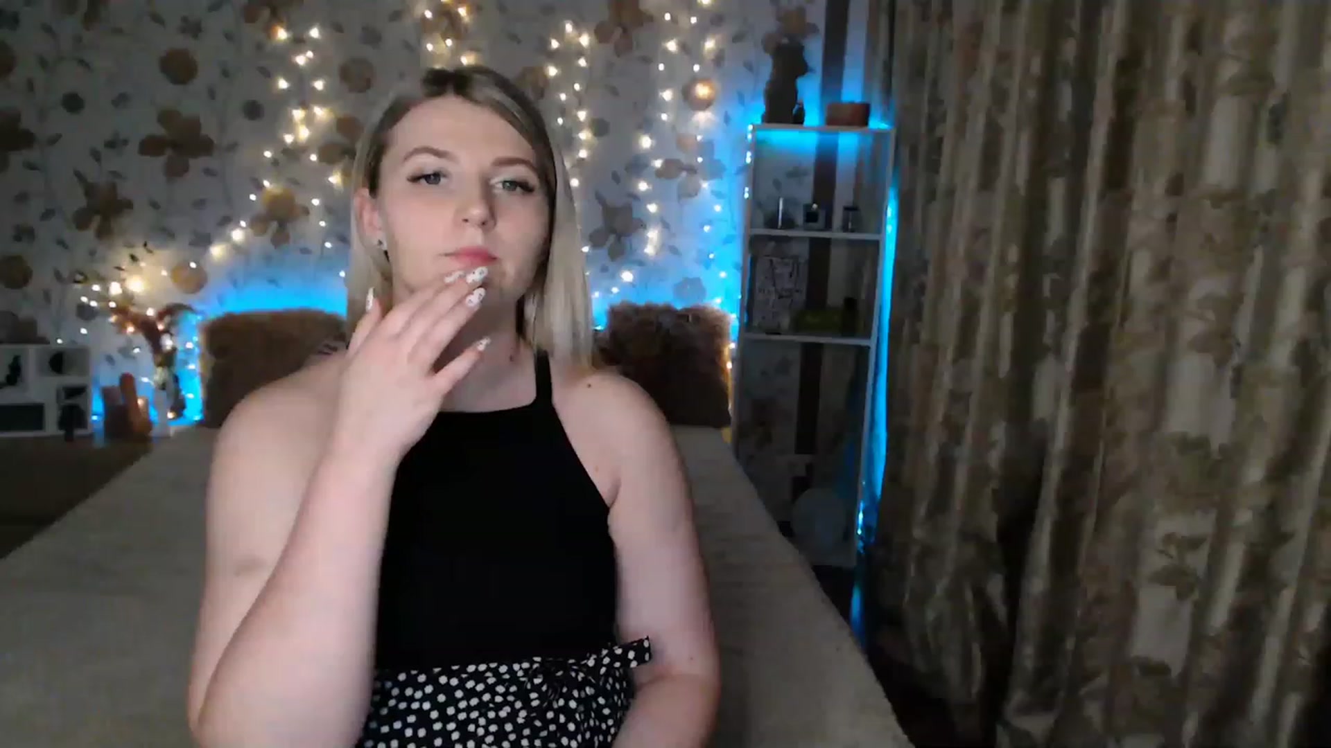Gallery image thumbnail from Nice_Ass007's myfreecams stream on, 07/07/2023, 18:44 image 12 of 20