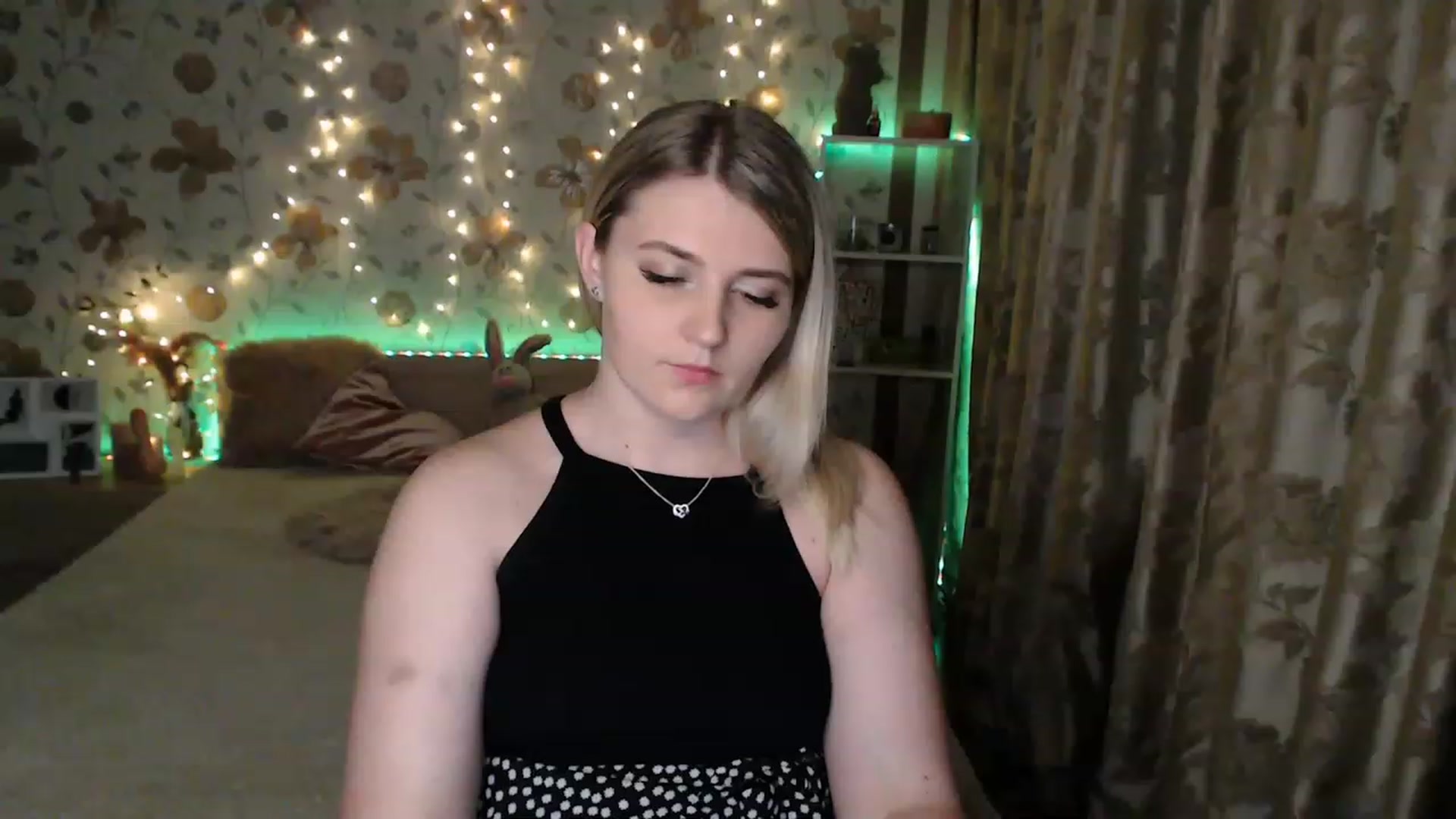 Gallery image thumbnail from Nice_Ass007's myfreecams stream on, 07/07/2023, 20:28 image 18 of 20