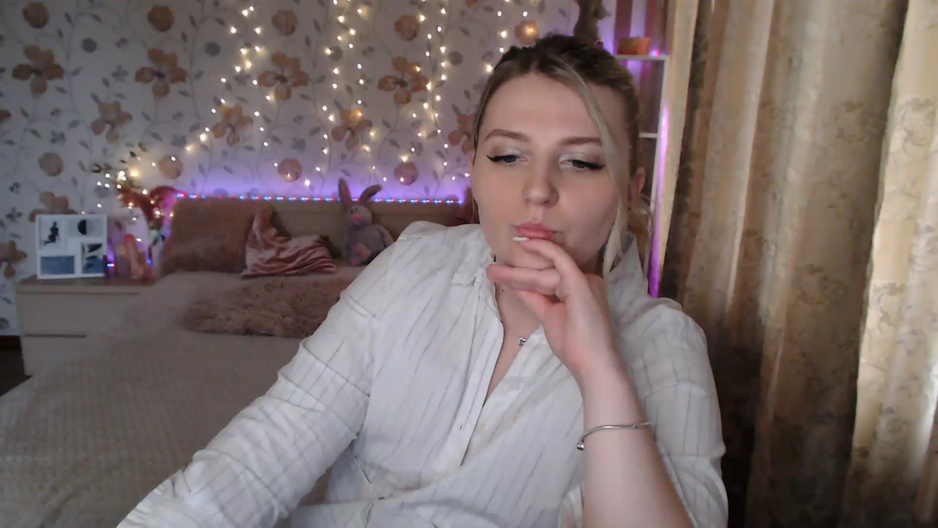 Gallery image thumbnail from Nice_Ass007's myfreecams stream on, 07/08/2023, 13:08 image 14 of 20