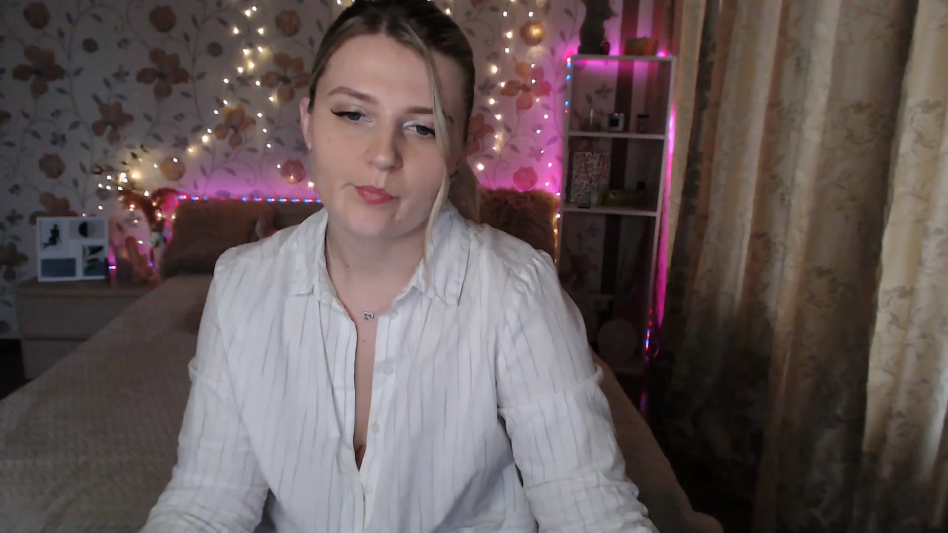 Gallery image thumbnail from Nice_Ass007's myfreecams stream on, 07/08/2023, 15:32 image 14 of 20