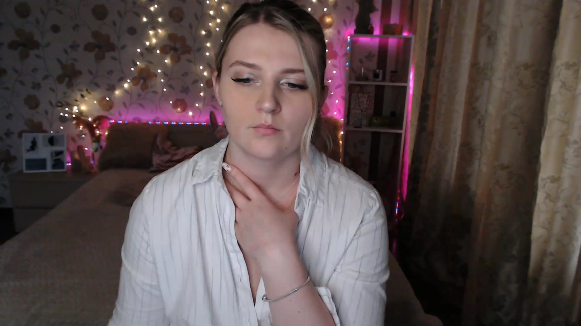 Gallery image thumbnail from Nice_Ass007's myfreecams stream on, 07/08/2023, 17:19 image 8 of 20