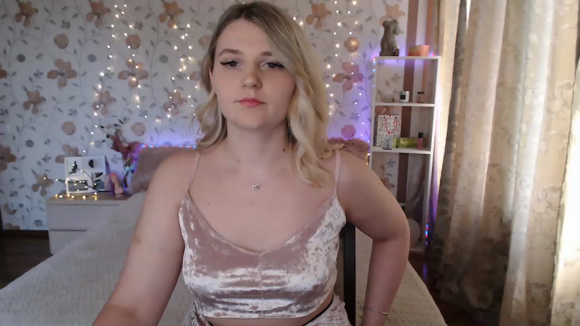 Gallery image thumbnail from Nice_Ass007's myfreecams stream on, 07/11/2023, 09:50 image 10 of 20