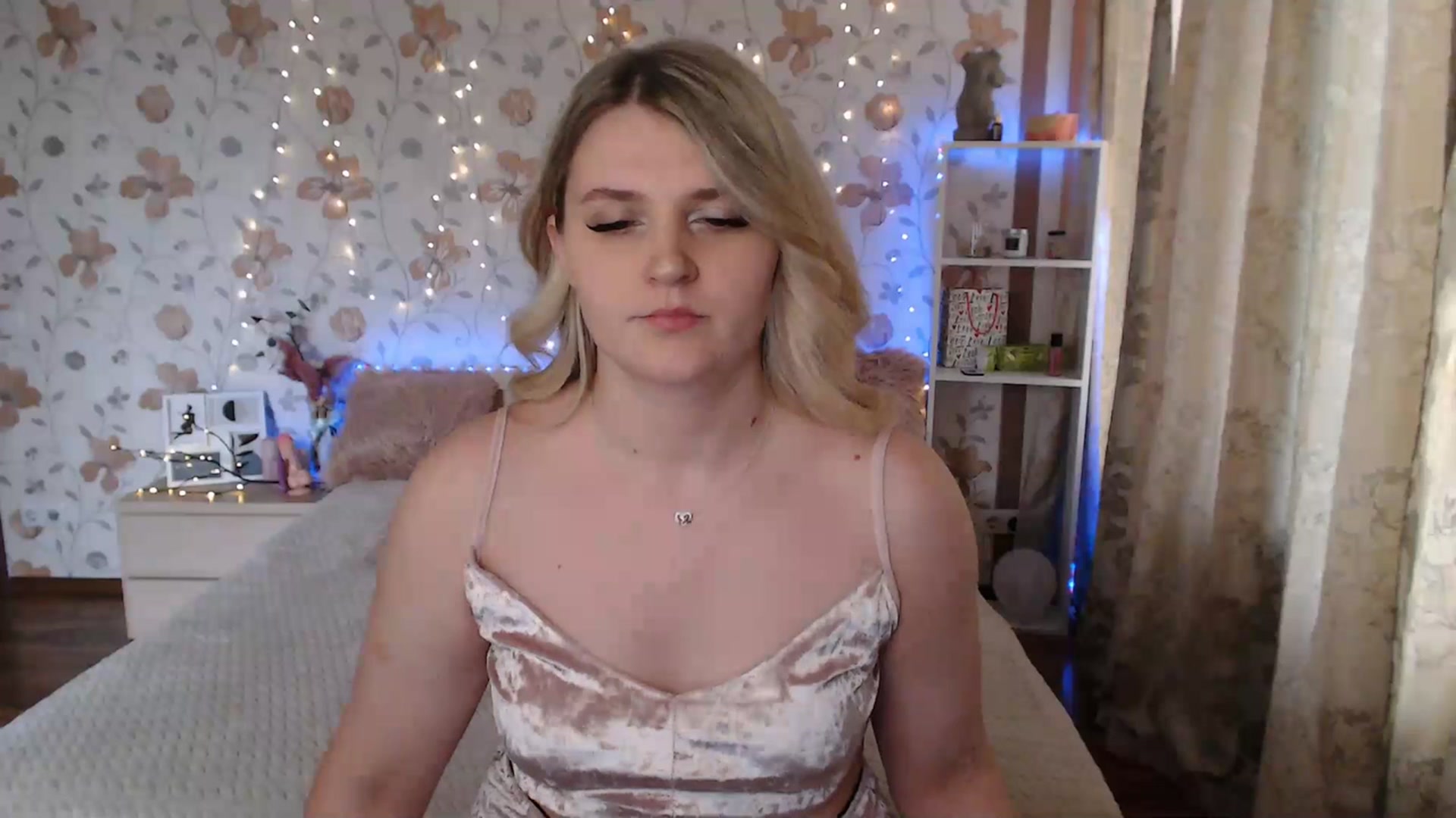 Gallery image thumbnail from Nice_Ass007's myfreecams stream on, 07/11/2023, 11:48 image 15 of 20