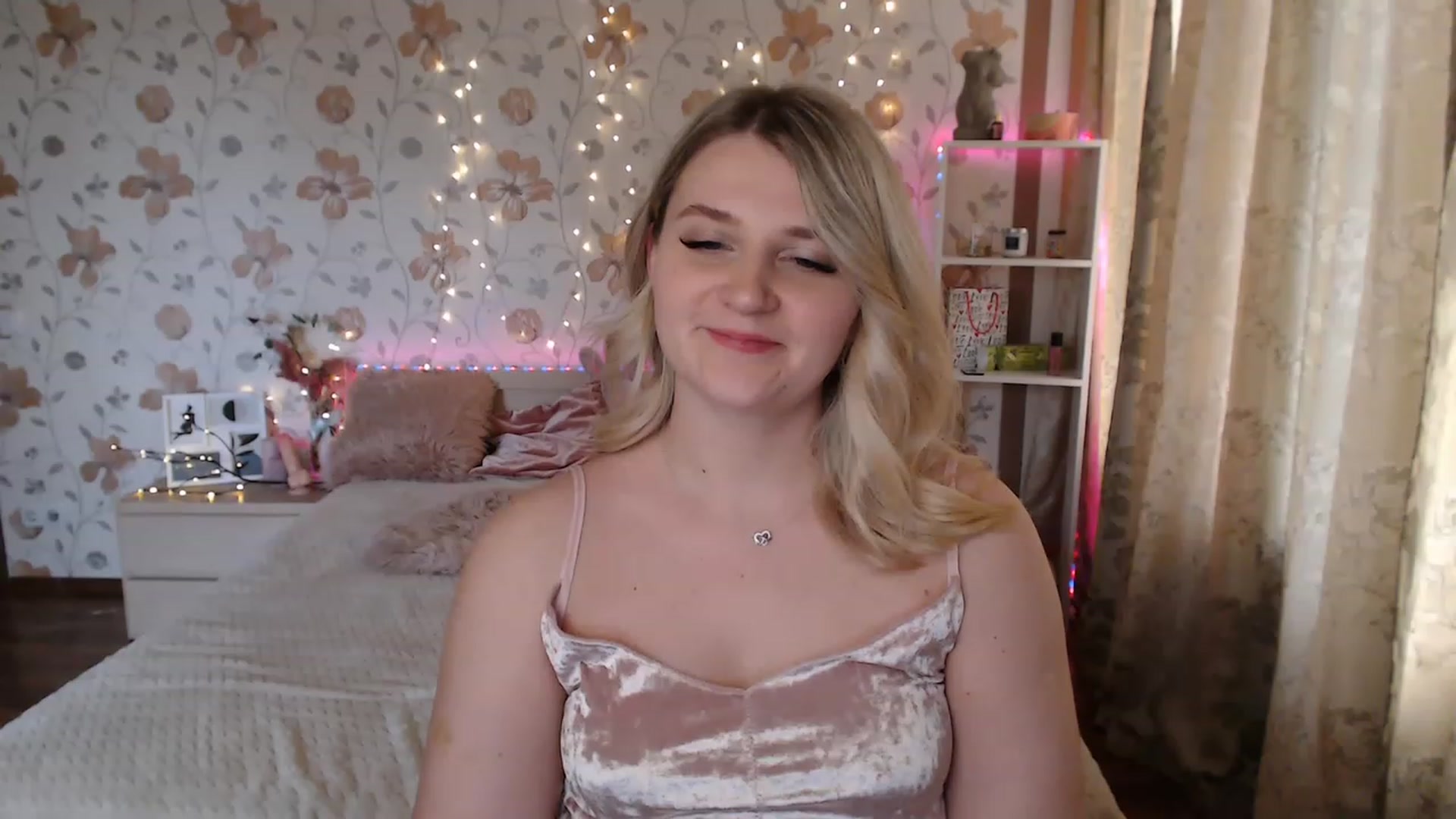 Gallery image thumbnail from Nice_Ass007's myfreecams stream on, 07/11/2023, 13:54 image 12 of 20