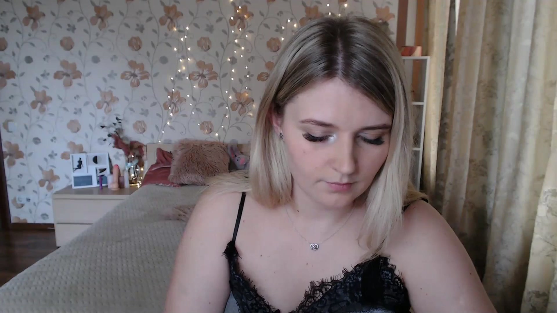 Gallery image thumbnail from Nice_Ass007's myfreecams stream on, 07/14/2023, 10:43 image 17 of 20
