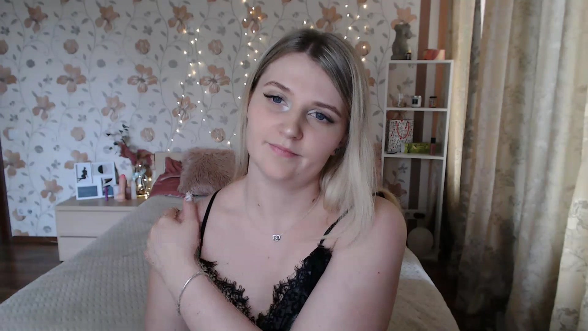 Gallery image thumbnail from Nice_Ass007's myfreecams stream on, 07/14/2023, 10:43 image 6 of 20