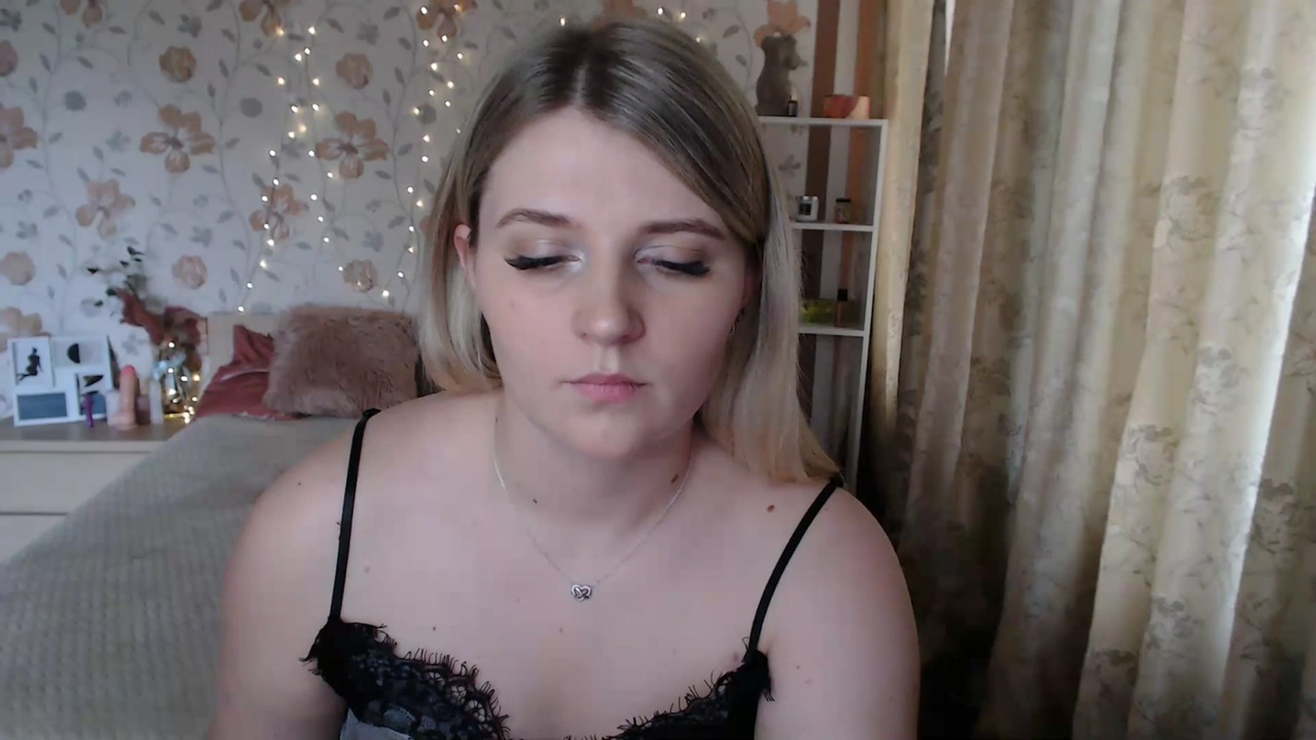 Gallery image thumbnail from Nice_Ass007's myfreecams stream on, 07/14/2023, 11:11 image 16 of 20