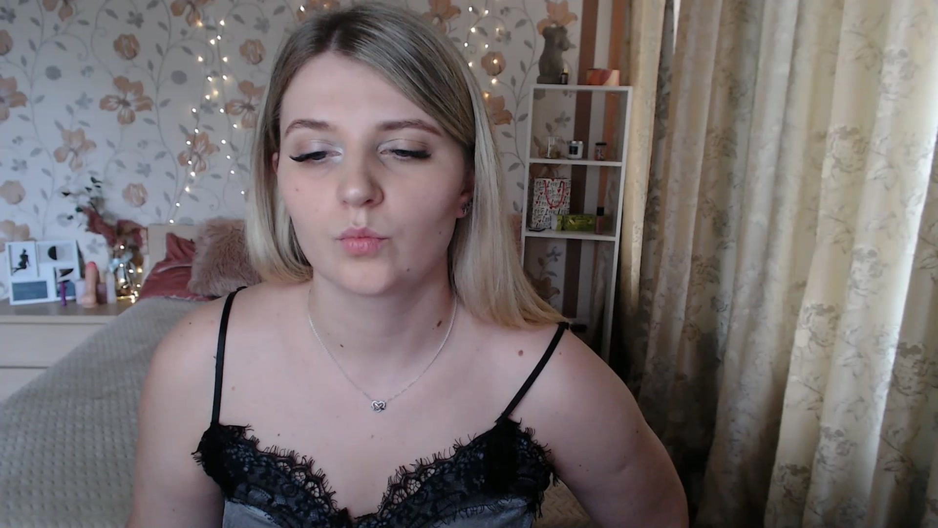 Gallery image thumbnail from Nice_Ass007's myfreecams stream on, 07/14/2023, 11:11 image 19 of 20