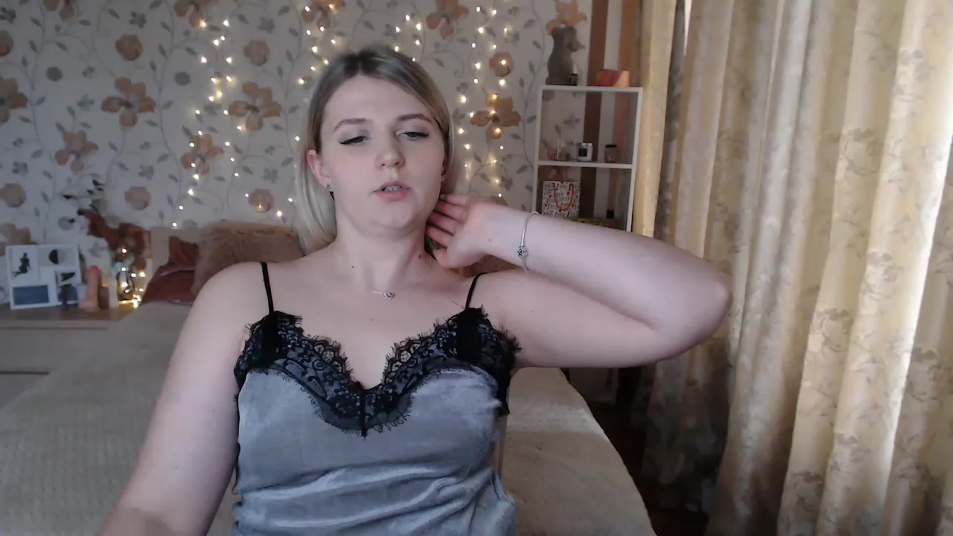 Gallery image thumbnail from Nice_Ass007's myfreecams stream on, 07/14/2023, 13:31 image 7 of 20