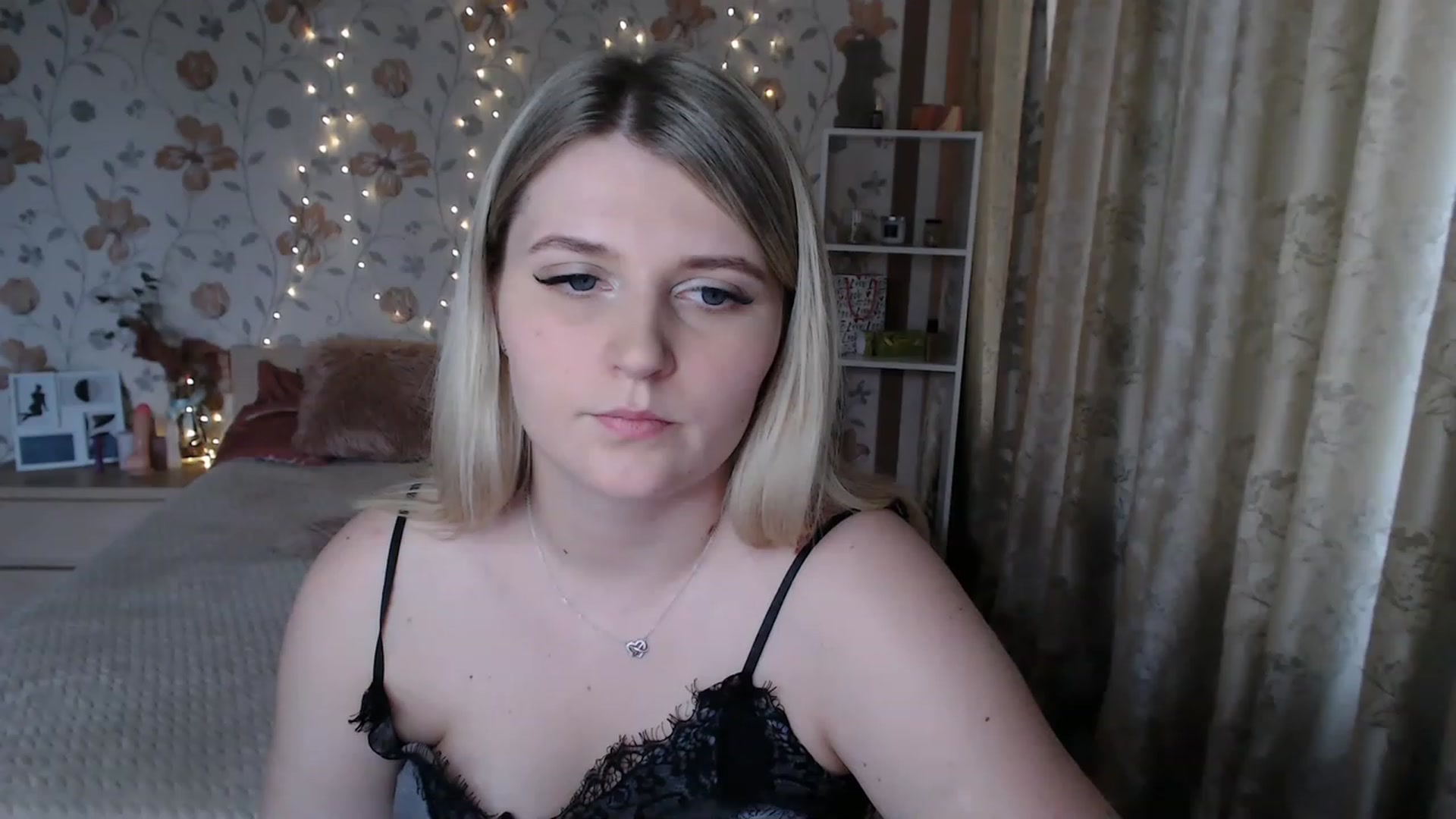 Gallery image thumbnail from Nice_Ass007's myfreecams stream on, 07/14/2023, 16:34 image 9 of 20