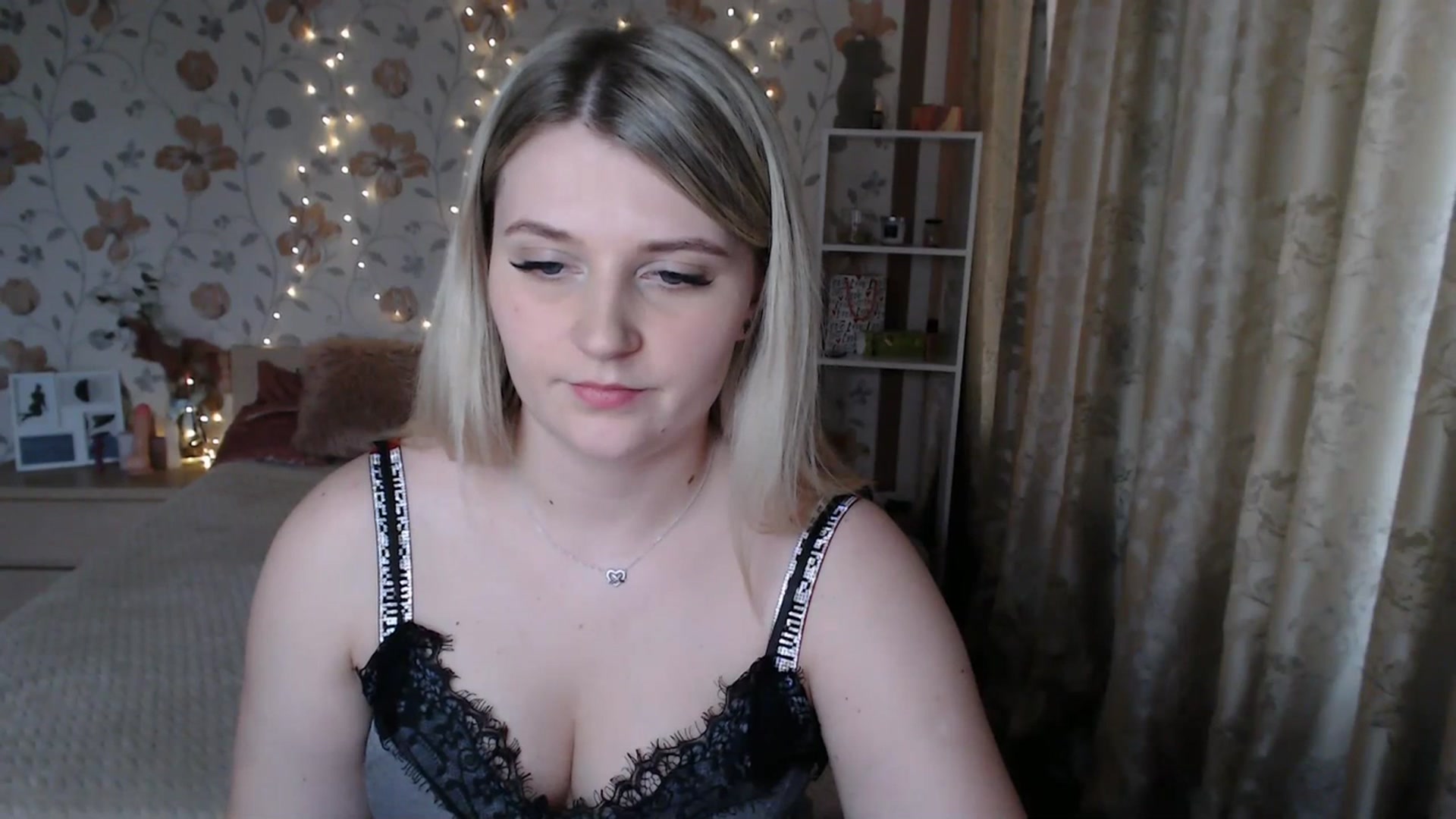 Gallery image thumbnail from Nice_Ass007's myfreecams stream on, 07/14/2023, 17:03 image 7 of 20