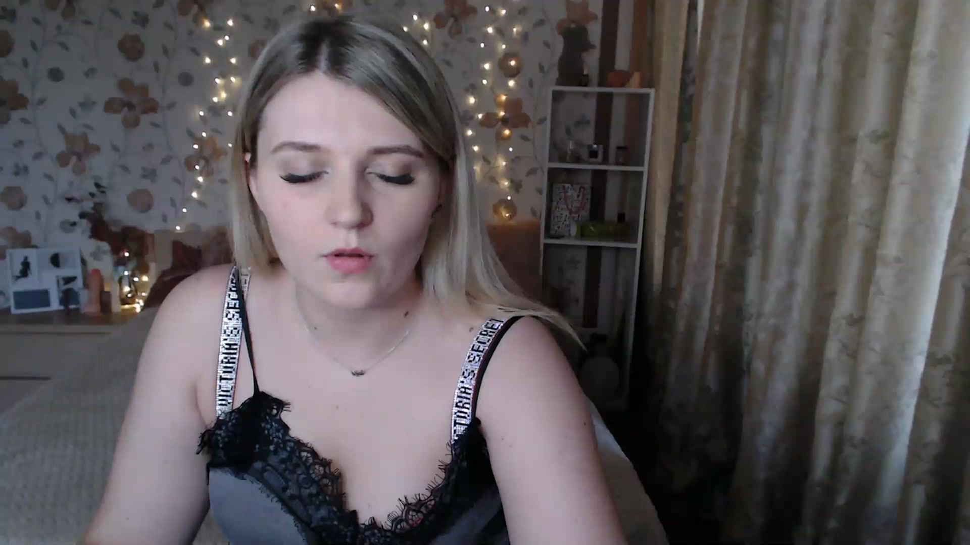 Gallery image thumbnail from Nice_Ass007's myfreecams stream on, 07/14/2023, 17:03 image 1 of 20