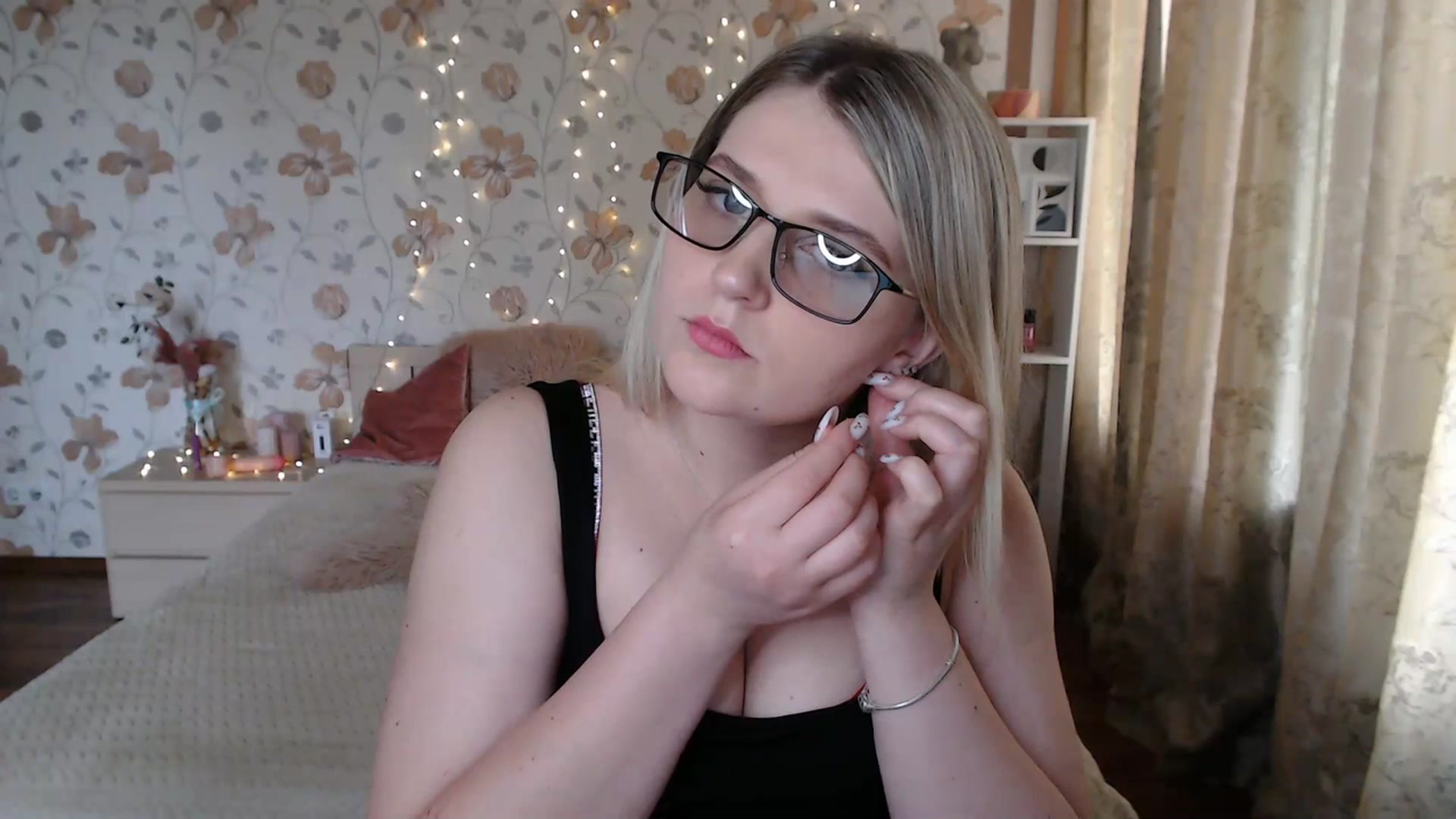 Gallery image thumbnail from Nice_Ass007's myfreecams stream on, 07/15/2023, 10:19 image 1 of 20