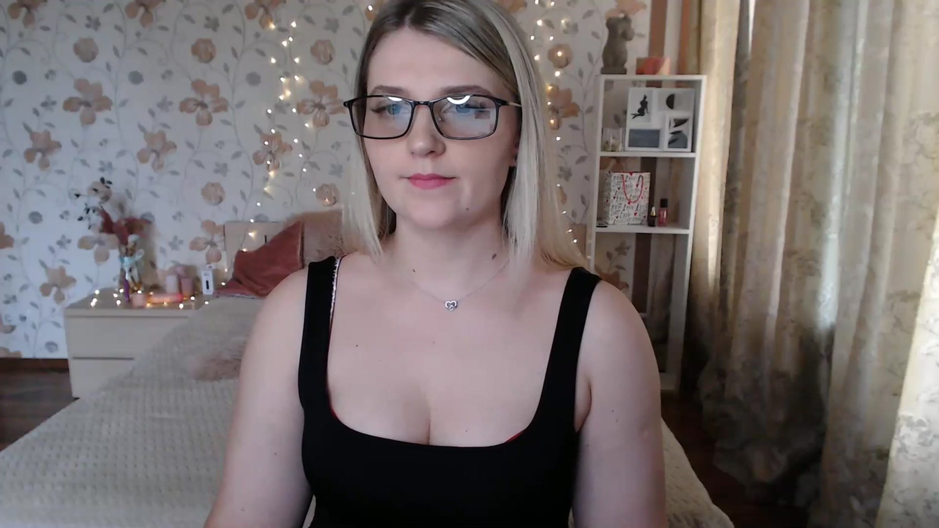 Gallery image thumbnail from Nice_Ass007's myfreecams stream on, 07/15/2023, 10:19 image 20 of 20
