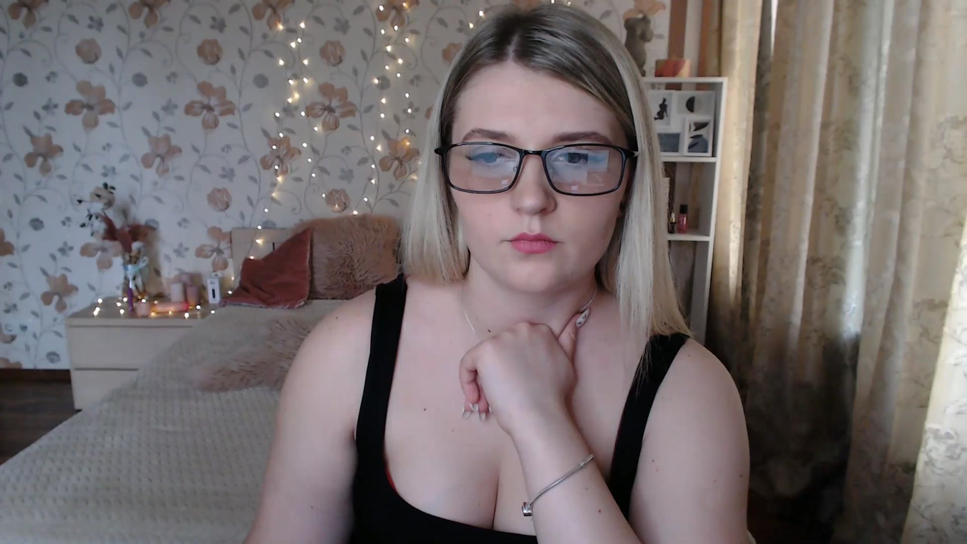Gallery image thumbnail from Nice_Ass007's myfreecams stream on, 07/15/2023, 10:19 image 8 of 20