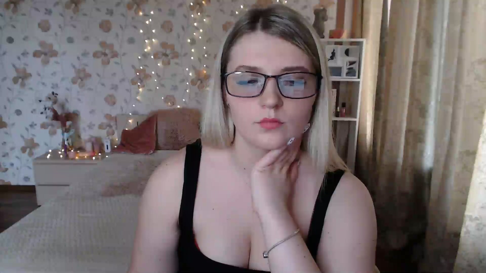 Gallery image thumbnail from Nice_Ass007's myfreecams stream on, 07/15/2023, 10:19 image 10 of 20