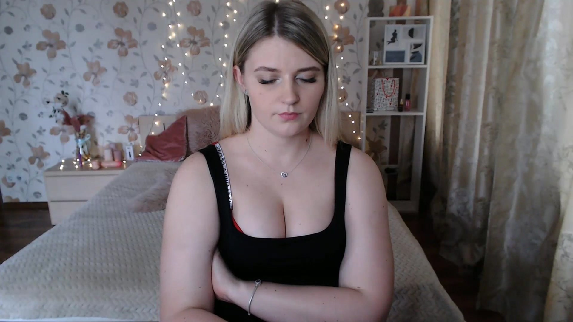 Gallery image thumbnail from Nice_Ass007's myfreecams stream on, 07/15/2023, 13:31 image 16 of 20