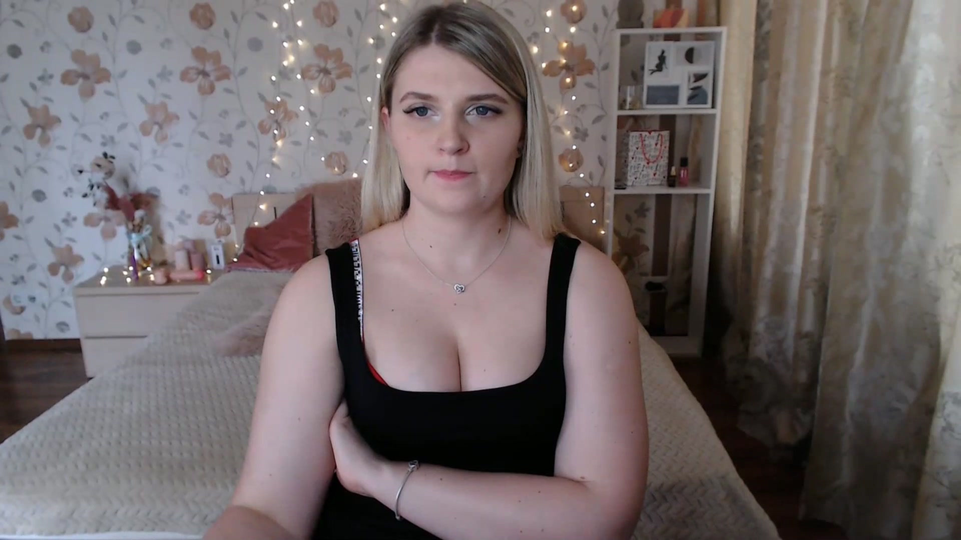 Gallery image thumbnail from Nice_Ass007's myfreecams stream on, 07/15/2023, 13:31 image 13 of 20