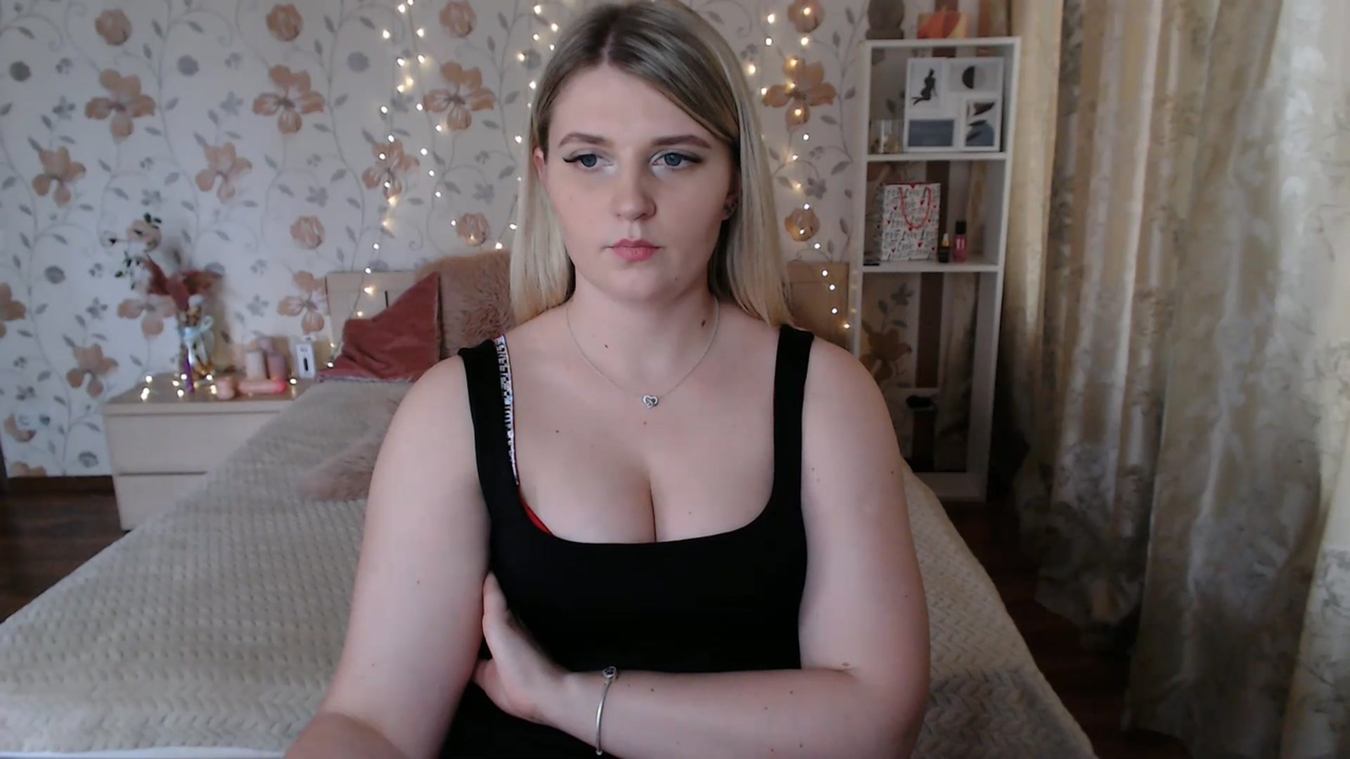 Gallery image thumbnail from Nice_Ass007's myfreecams stream on, 07/15/2023, 13:31 image 10 of 20