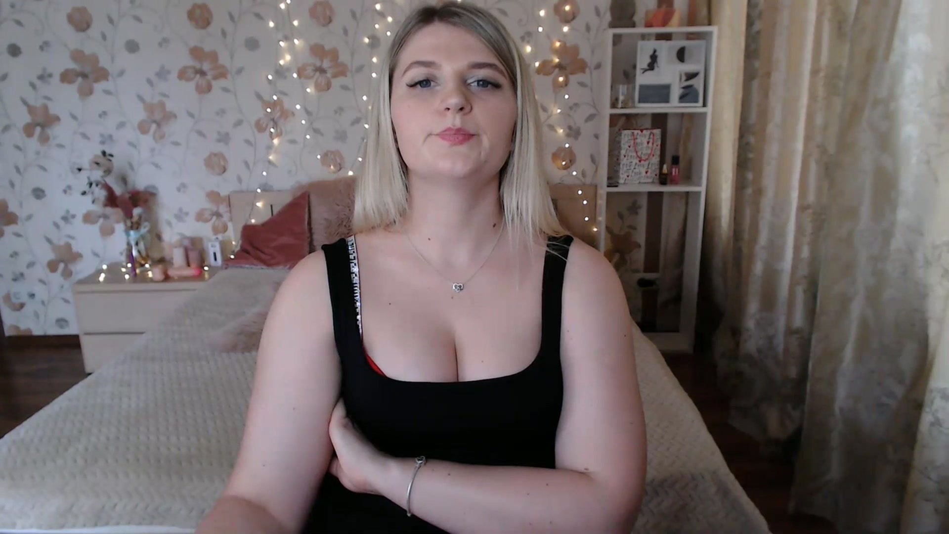 Gallery image thumbnail from Nice_Ass007's myfreecams stream on, 07/15/2023, 13:31 image 7 of 20