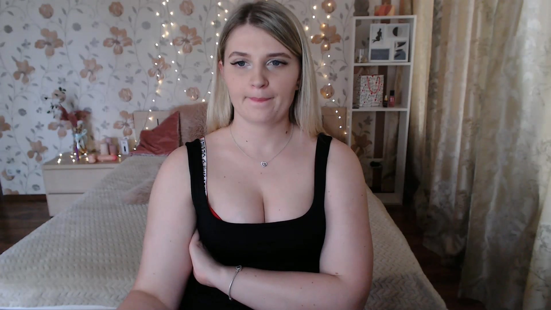 Gallery image thumbnail from Nice_Ass007's myfreecams stream on, 07/15/2023, 13:31 image 15 of 20