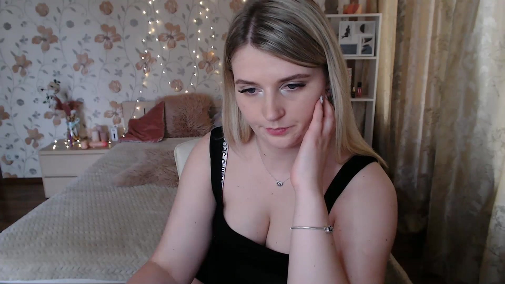 Gallery image thumbnail from Nice_Ass007's myfreecams stream on, 07/15/2023, 13:54 image 3 of 20