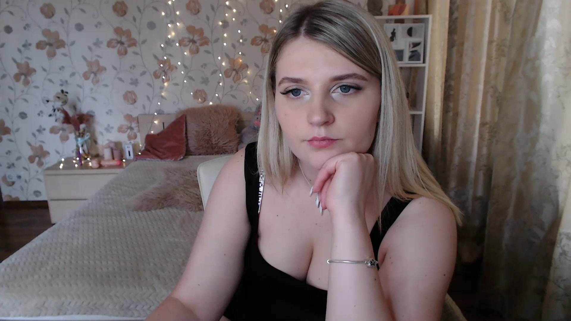 Gallery image thumbnail from Nice_Ass007's myfreecams stream on, 07/15/2023, 13:54 image 5 of 20