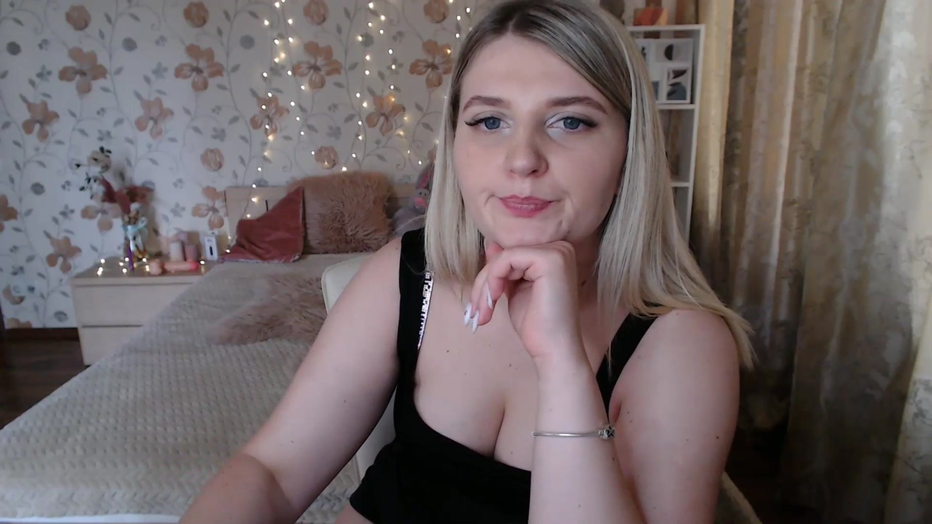 Gallery image thumbnail from Nice_Ass007's myfreecams stream on, 07/15/2023, 13:54 image 4 of 20