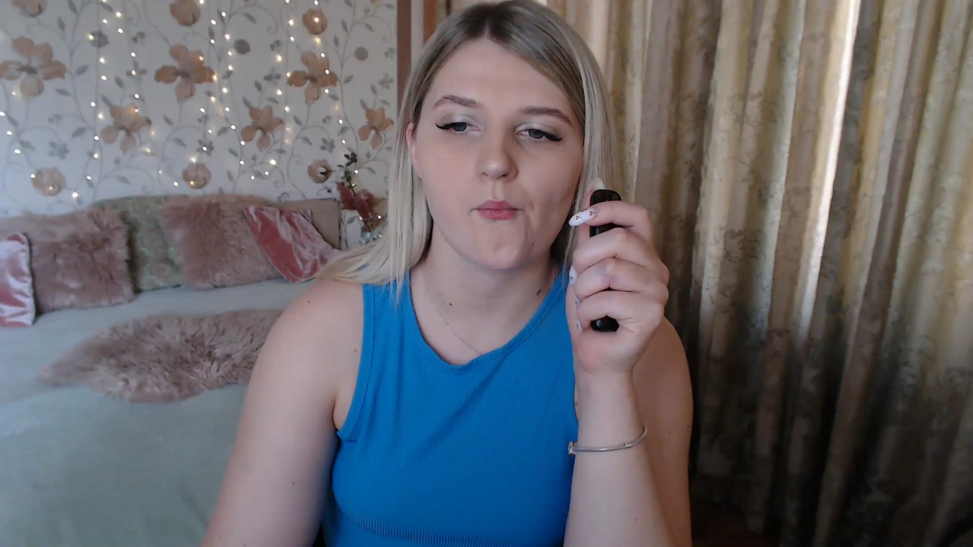 Gallery image thumbnail from Nice_Ass007's myfreecams stream on, 07/16/2023, 14:43 image 1 of 20