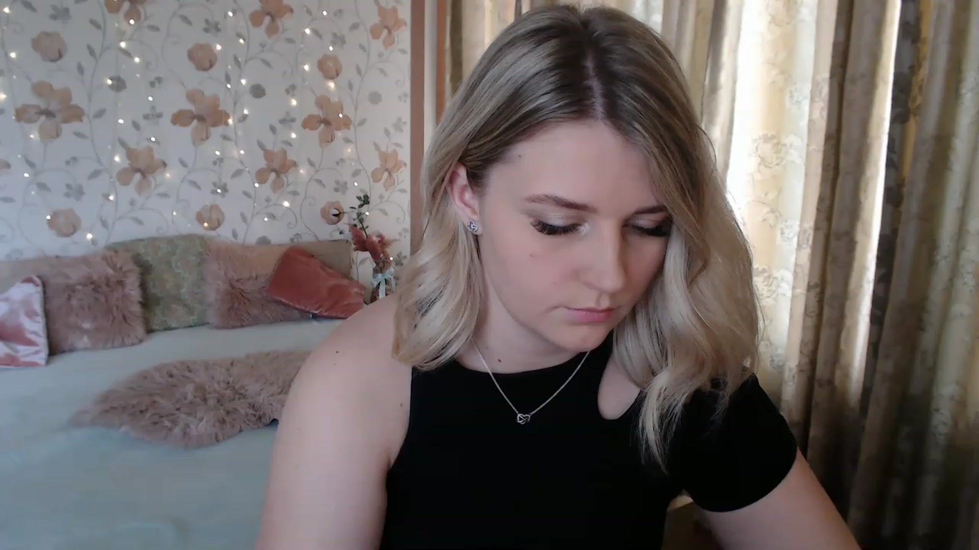 Gallery image thumbnail from Nice_Ass007's myfreecams stream on, 07/18/2023, 10:20 image 11 of 20