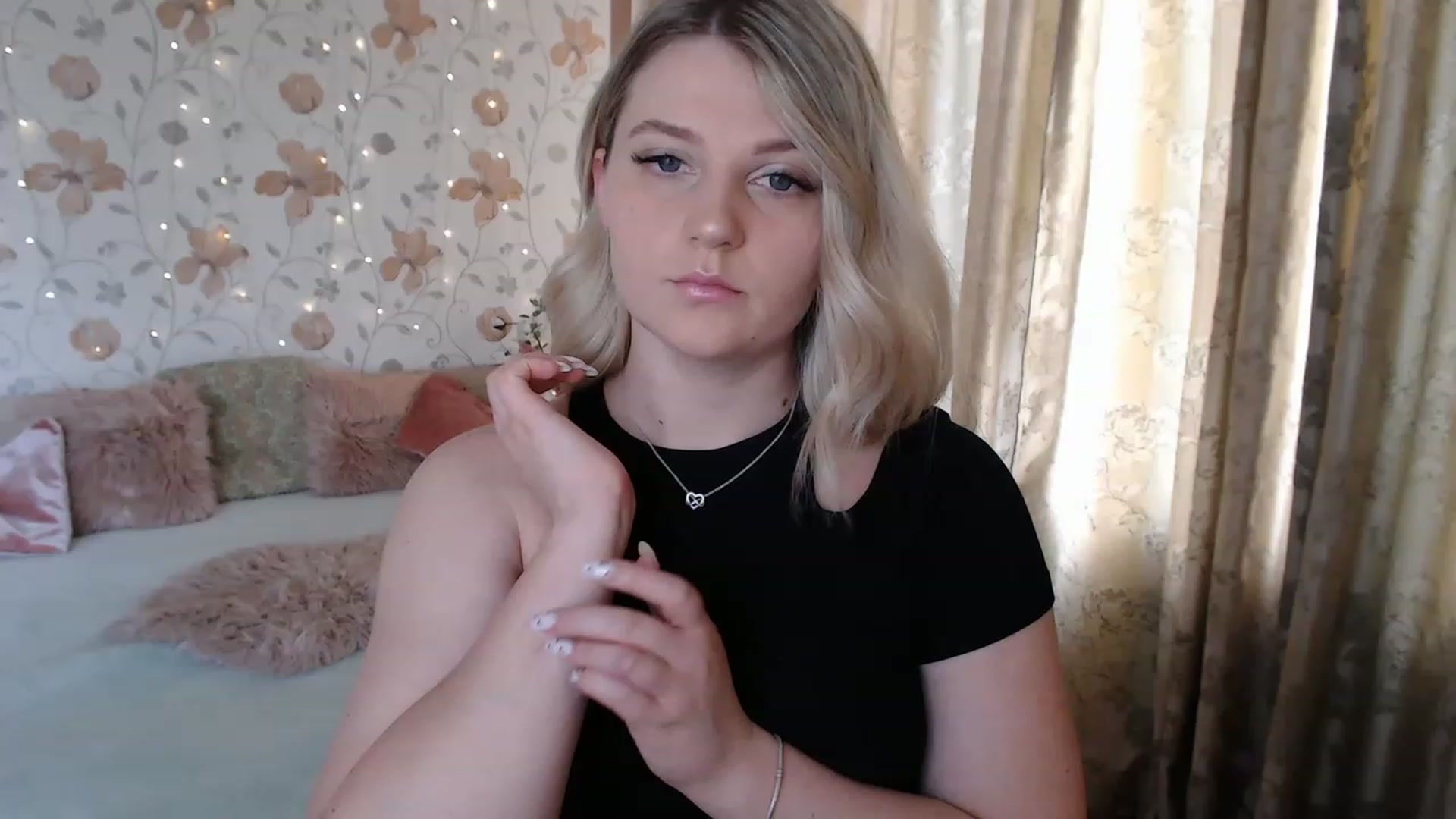 Gallery image thumbnail from Nice_Ass007's myfreecams stream on, 07/18/2023, 10:20 image 5 of 20