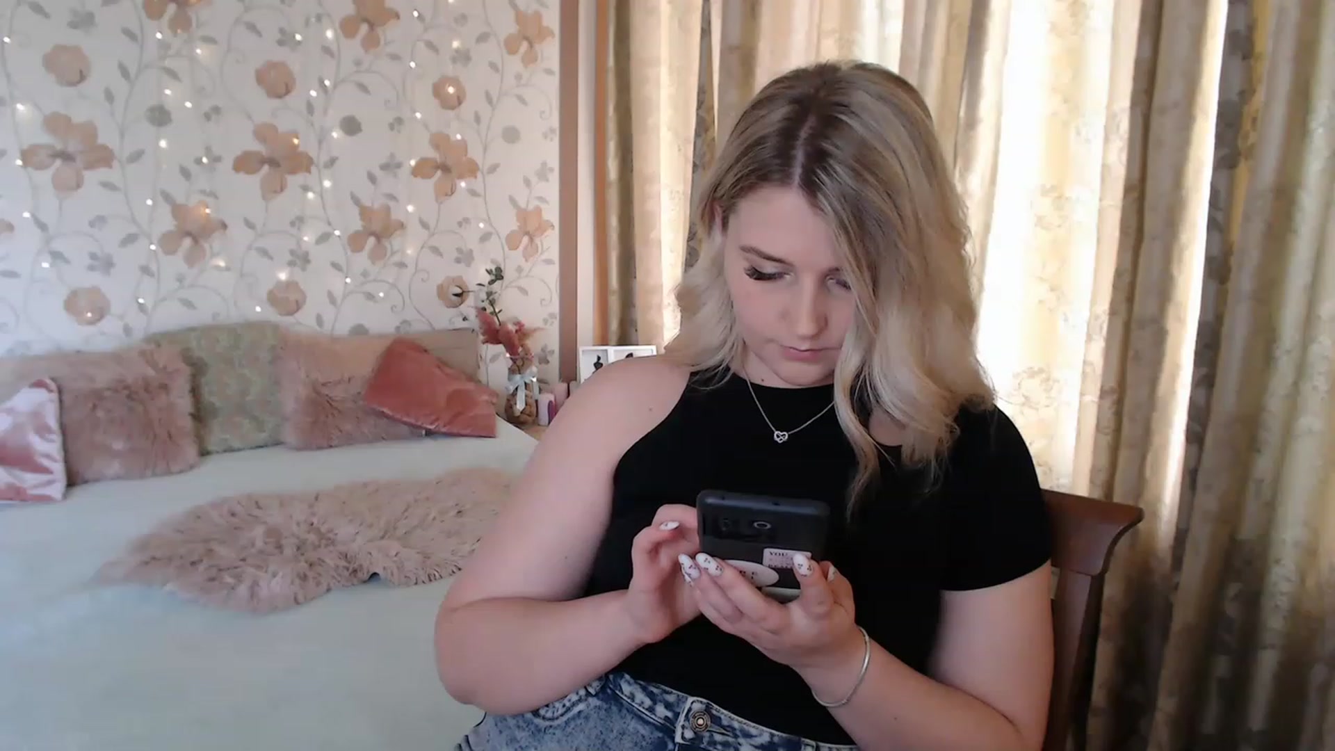 Gallery image thumbnail from Nice_Ass007's myfreecams stream on, 07/18/2023, 11:27 image 12 of 20