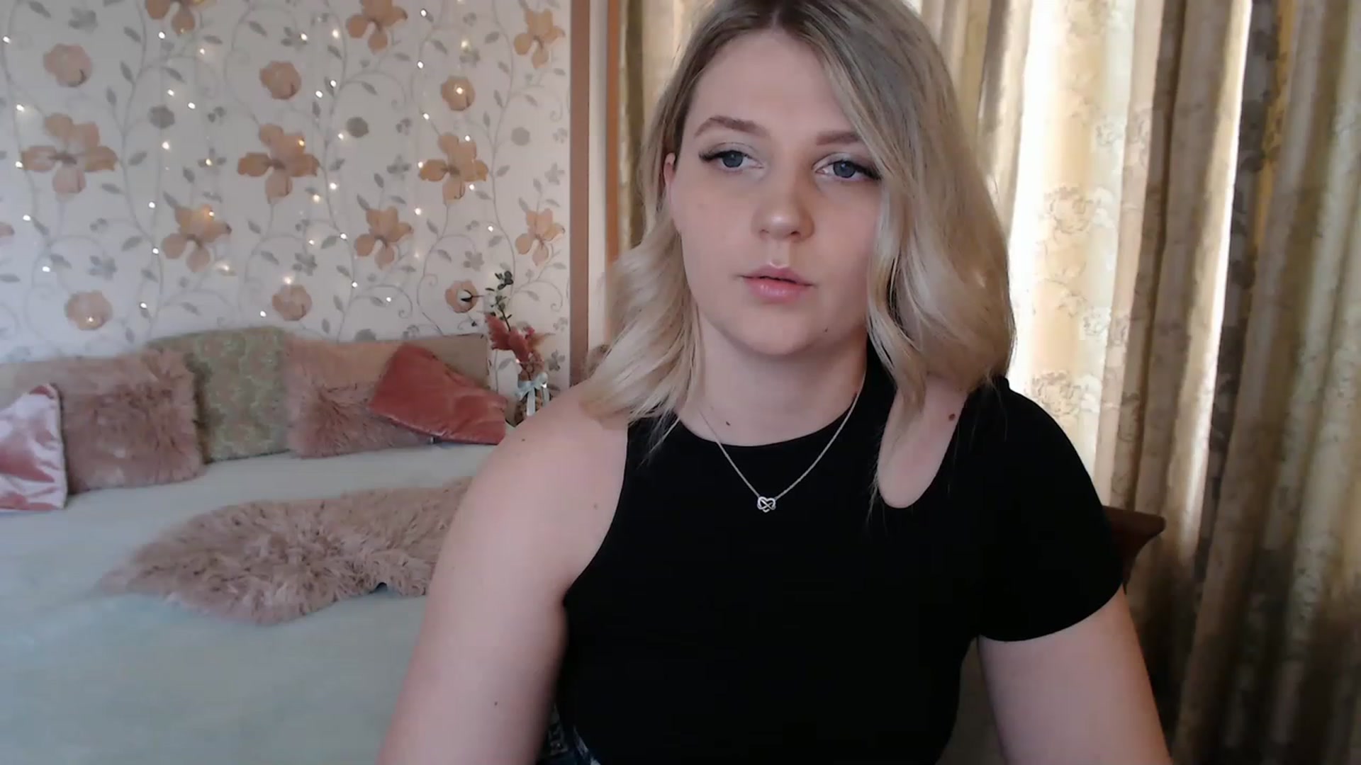 Gallery image thumbnail from Nice_Ass007's myfreecams stream on, 07/18/2023, 11:27 image 18 of 20