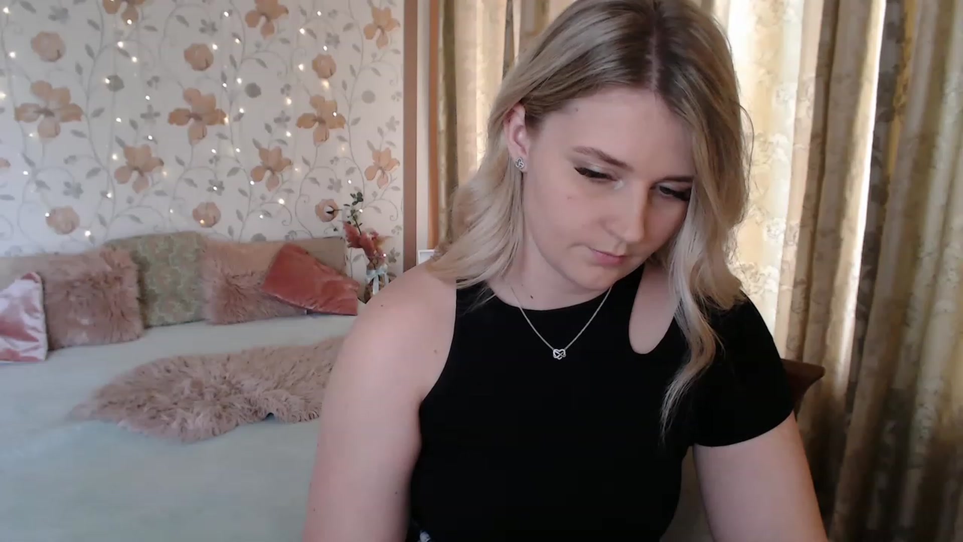 Gallery image thumbnail from Nice_Ass007's myfreecams stream on, 07/18/2023, 11:27 image 16 of 20