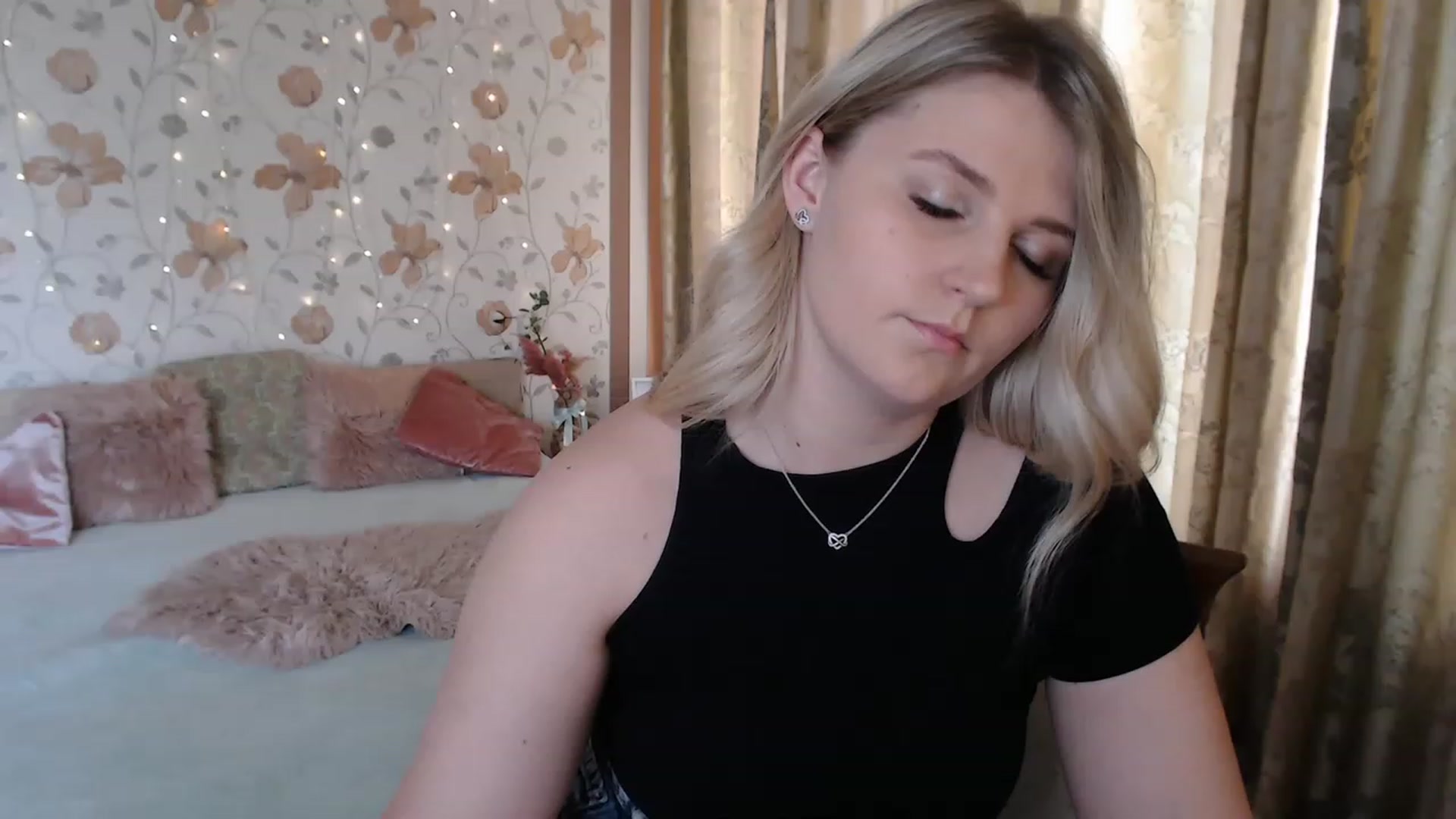 Gallery image thumbnail from Nice_Ass007's myfreecams stream on, 07/18/2023, 11:27 image 20 of 20