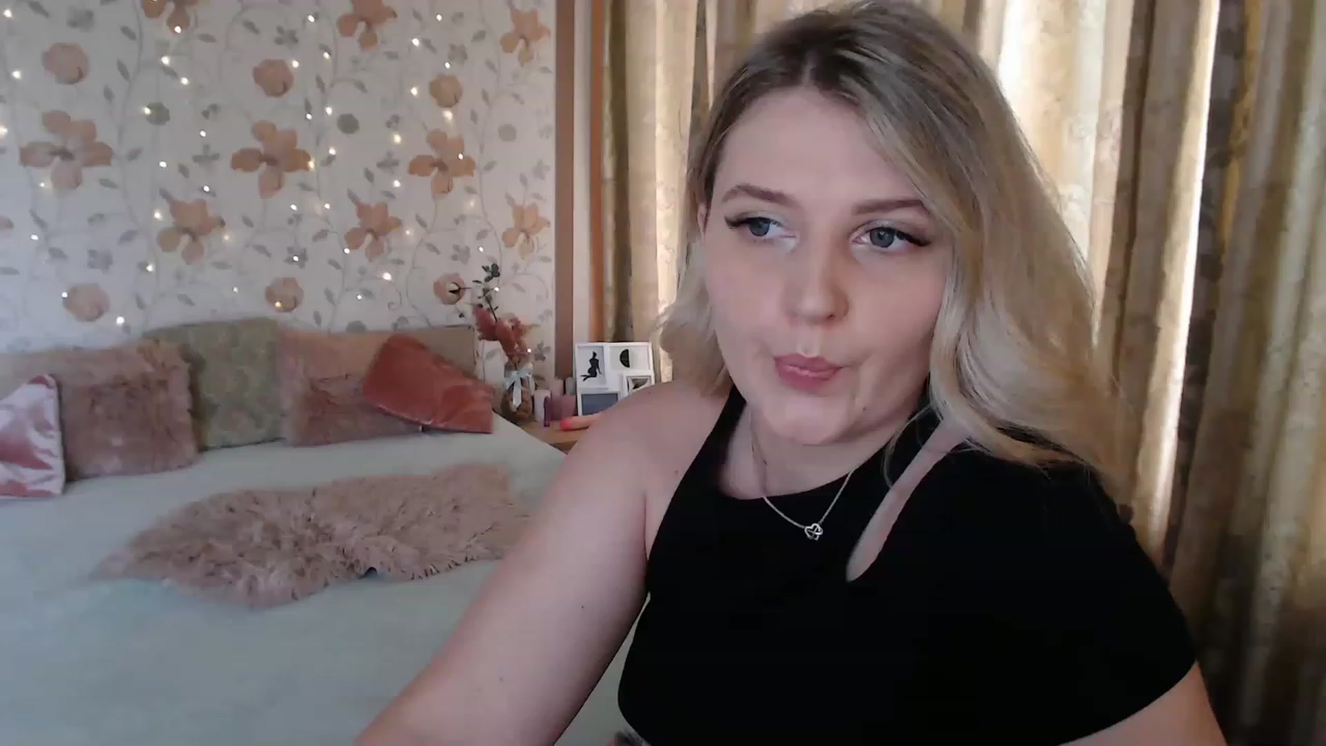 Gallery image thumbnail from Nice_Ass007's myfreecams stream on, 07/18/2023, 11:27 image 2 of 20
