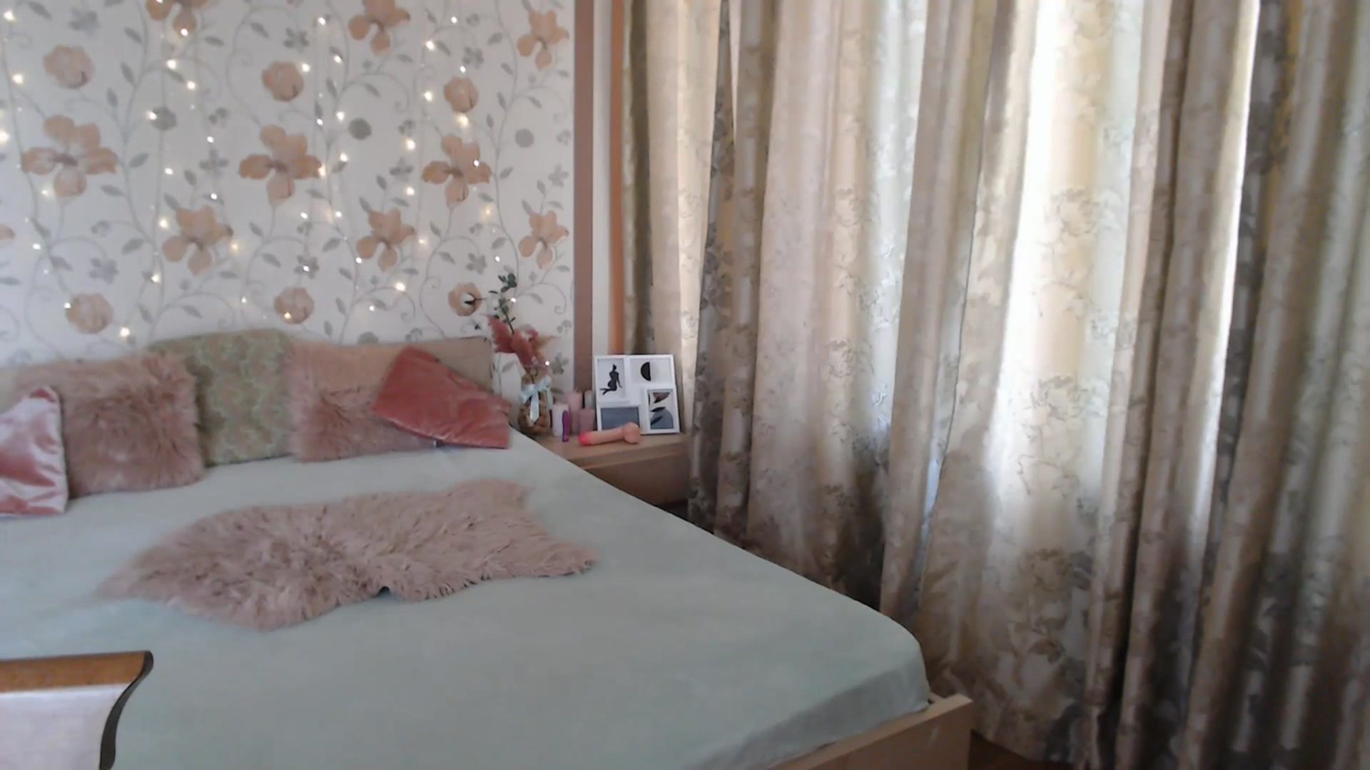 Gallery image thumbnail from Nice_Ass007's myfreecams stream on, 07/18/2023, 12:17 image 15 of 20